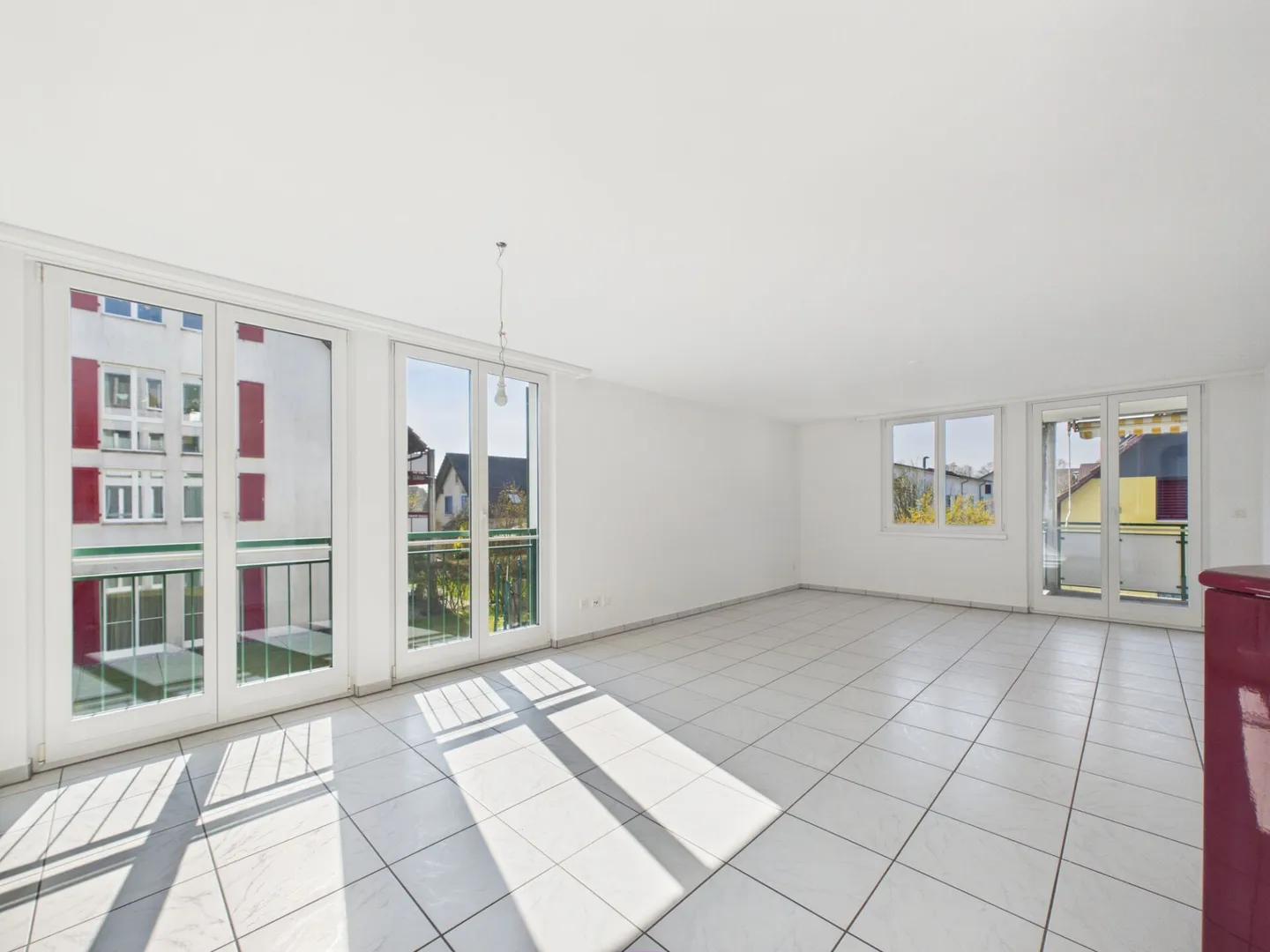 Appartement ensoleillé avec charme - Photo 1 sur 9
