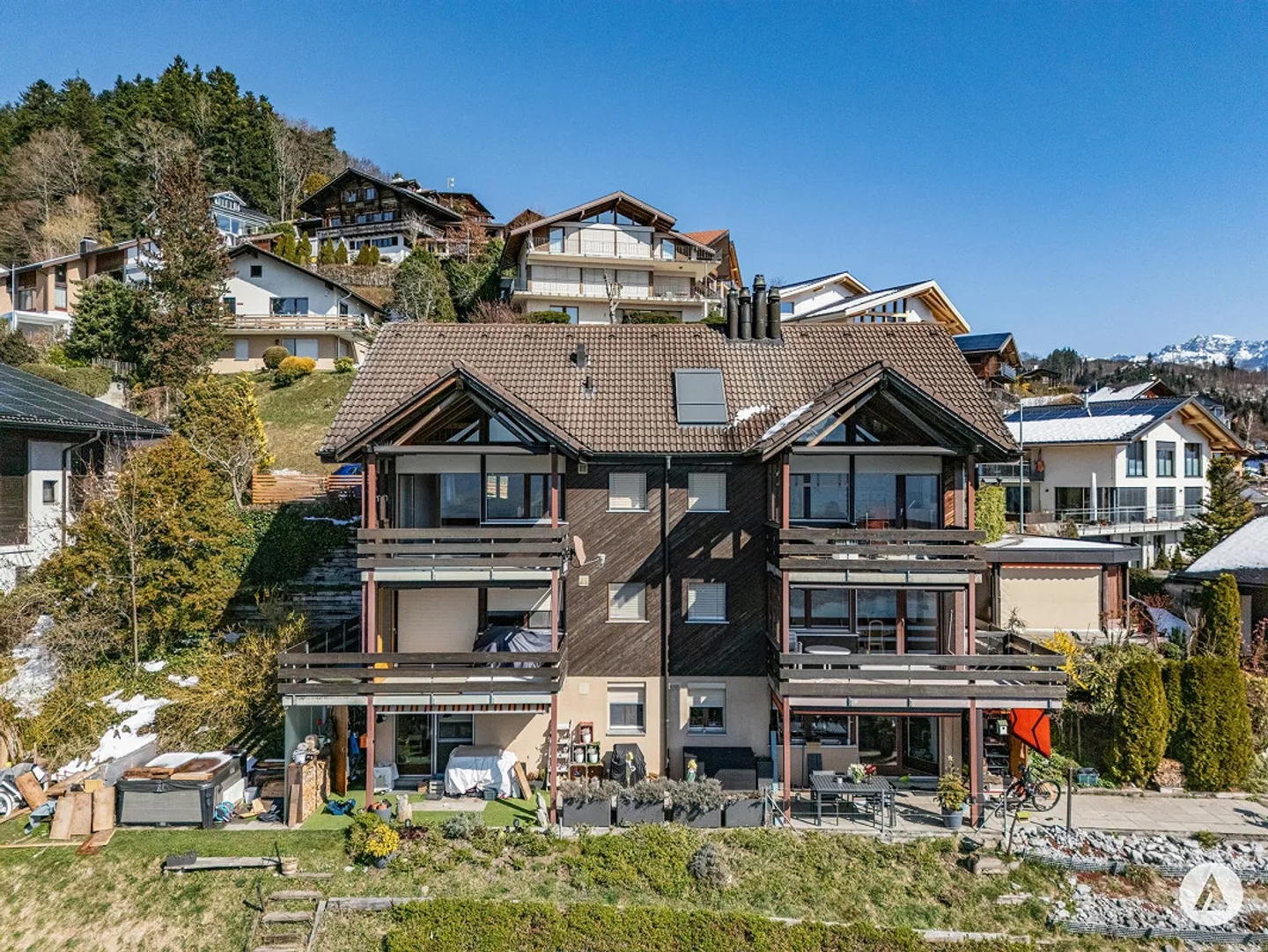 Holiday apartment above the lake with a great view - Photo 11 of 13