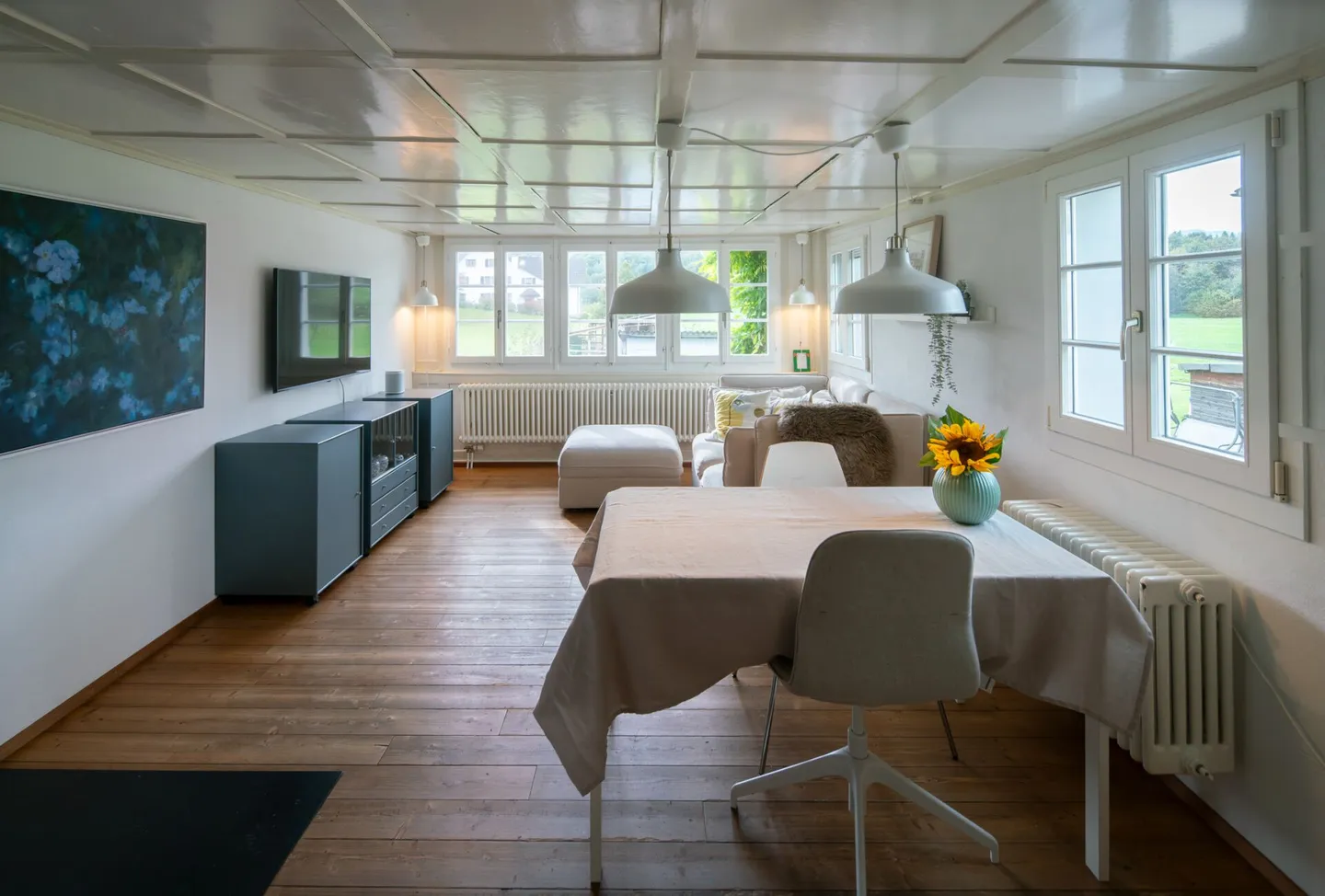 Casa a schiera angolare in una zona residenziale soleggiata e tranquilla - Foto 11 di 20