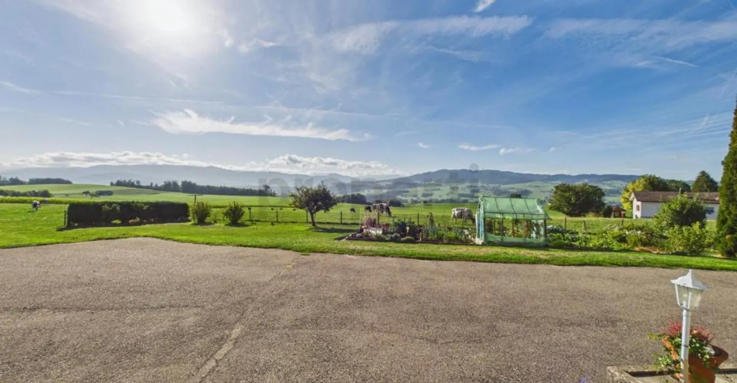 A character property offering volumes, potential and multiple possibilities - Photo 11 of 12