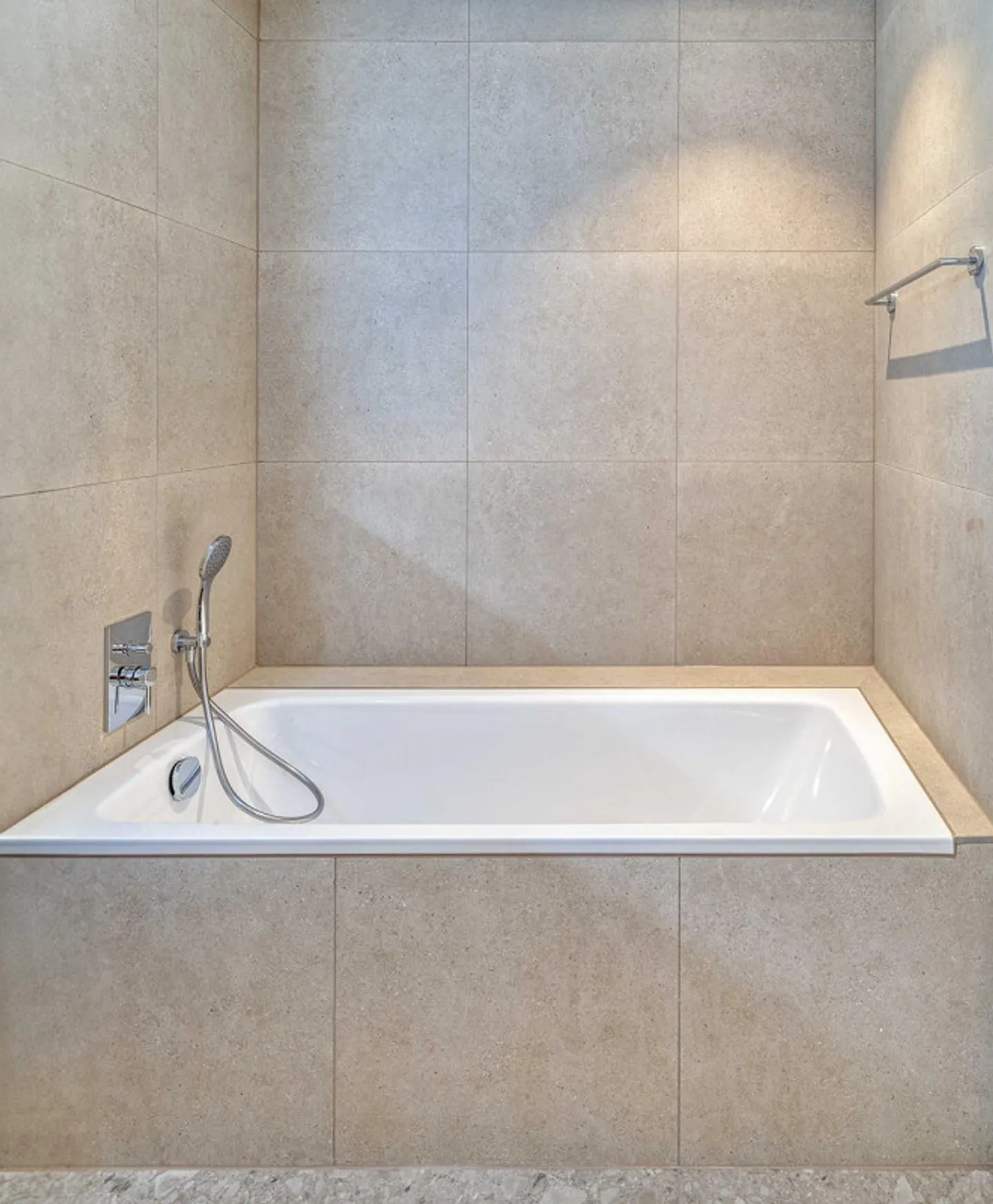 Beautiful 3.5 Room Apartments for Rent - Photo 10 of 12