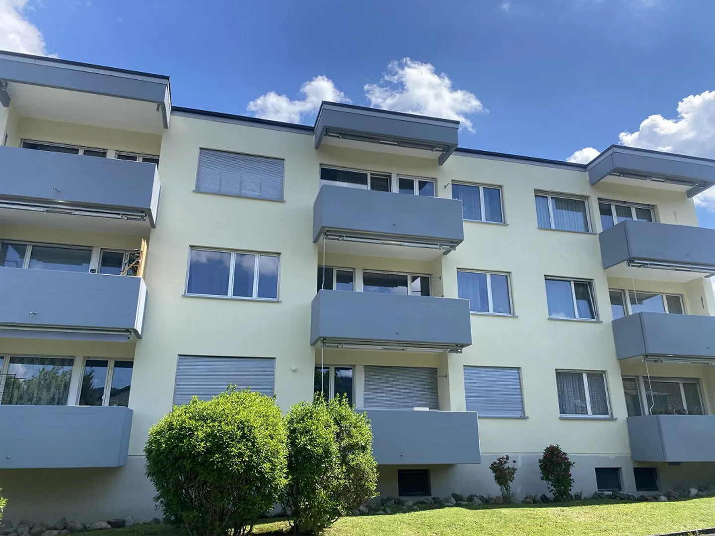 Accogliente e luminoso con balcone nel tranquillo quartiere di Schoren a Reinach AG - Foto 8 di 9