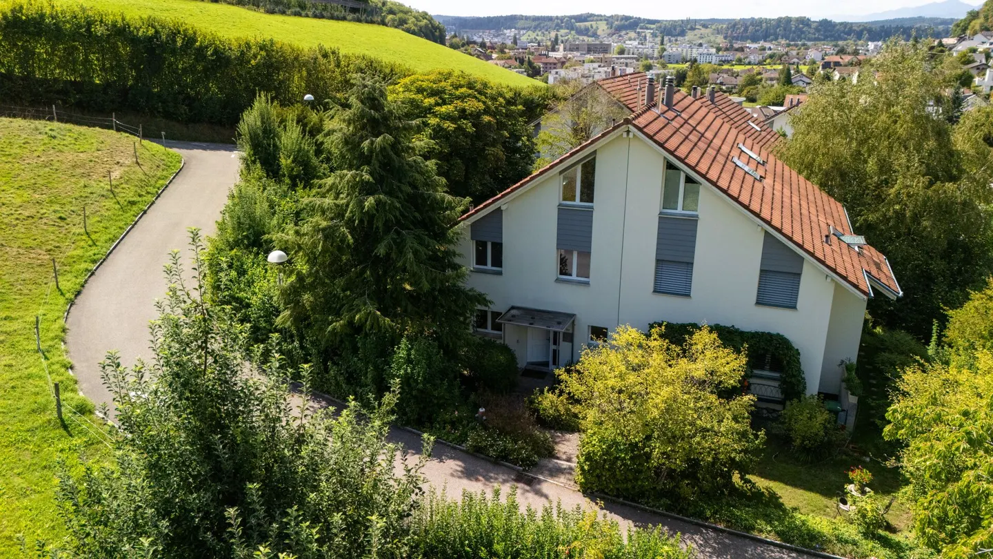 Geräumiges Familienhaus in Oftringen - Foto 1 von 7