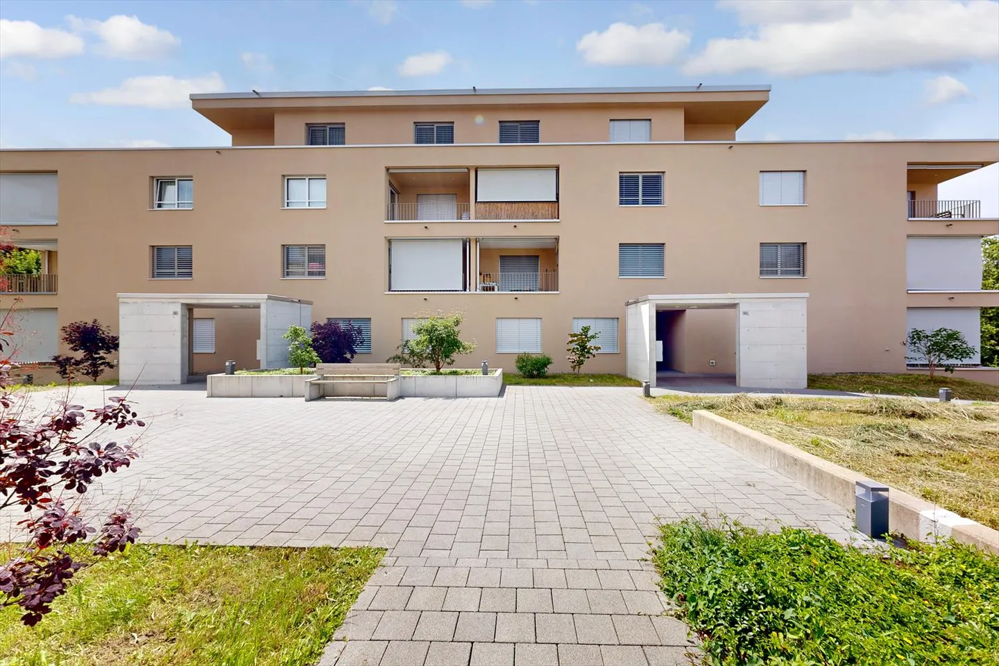 Ideal for singles or couples: 2.5-room apartment in a central location - Photo 1 of 7