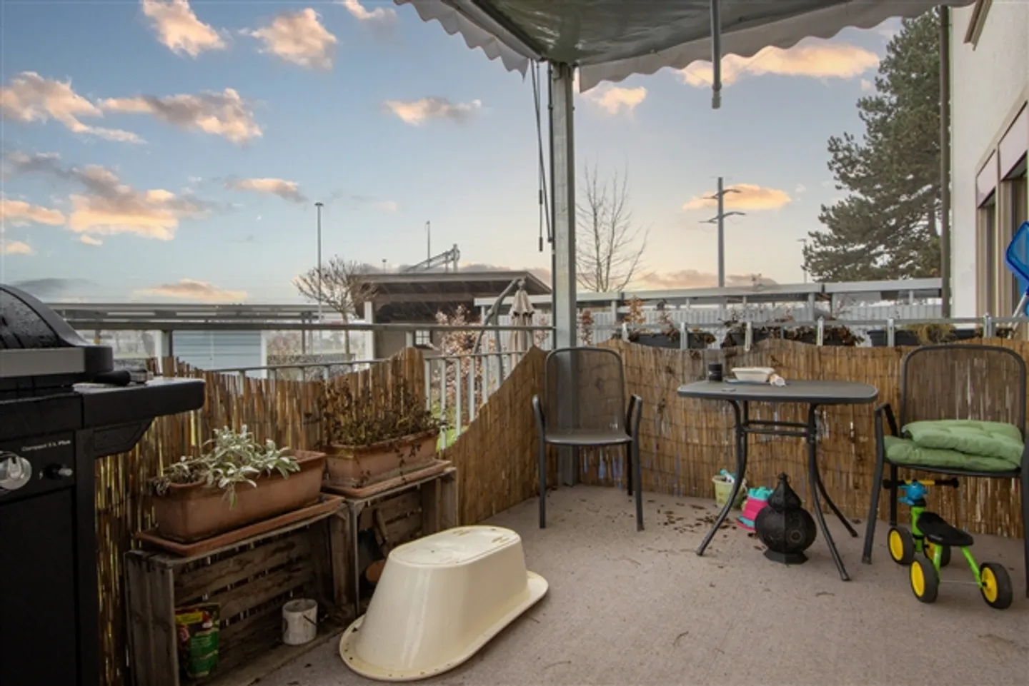 Appartement de 3,5 pièces au rez-de-chaussée - Jardin à usage commun - Photo 8 sur 9