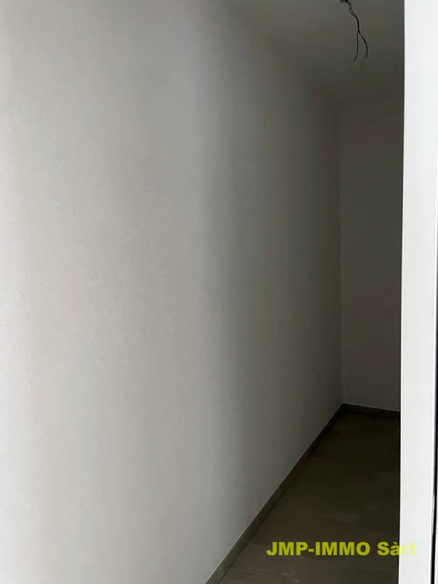 Très bel appartement en attique dans petite PPE - Foto 11 von 13