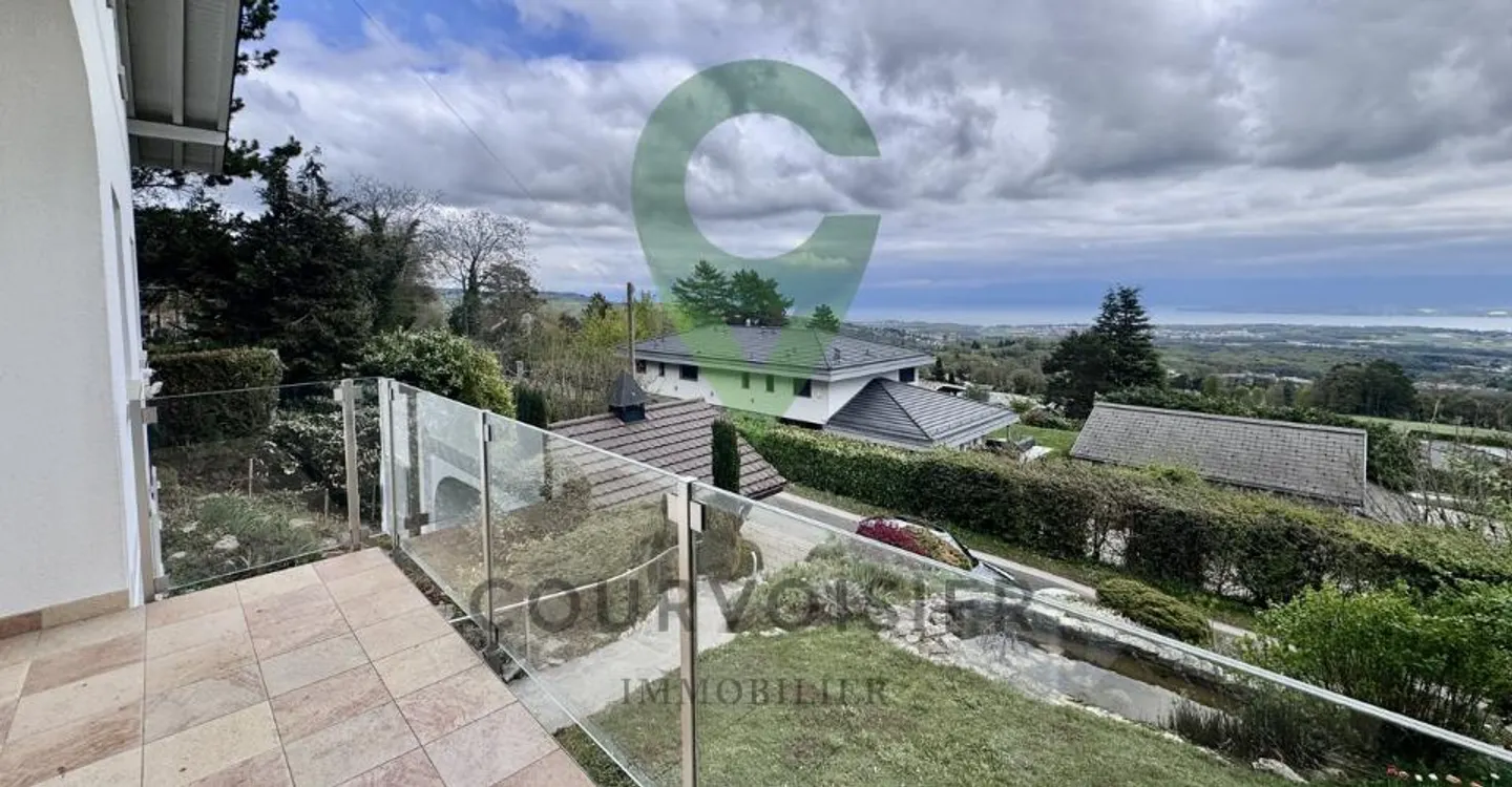 Villa contemporaine avec vue sur le lac - Photo 9 sur 13
