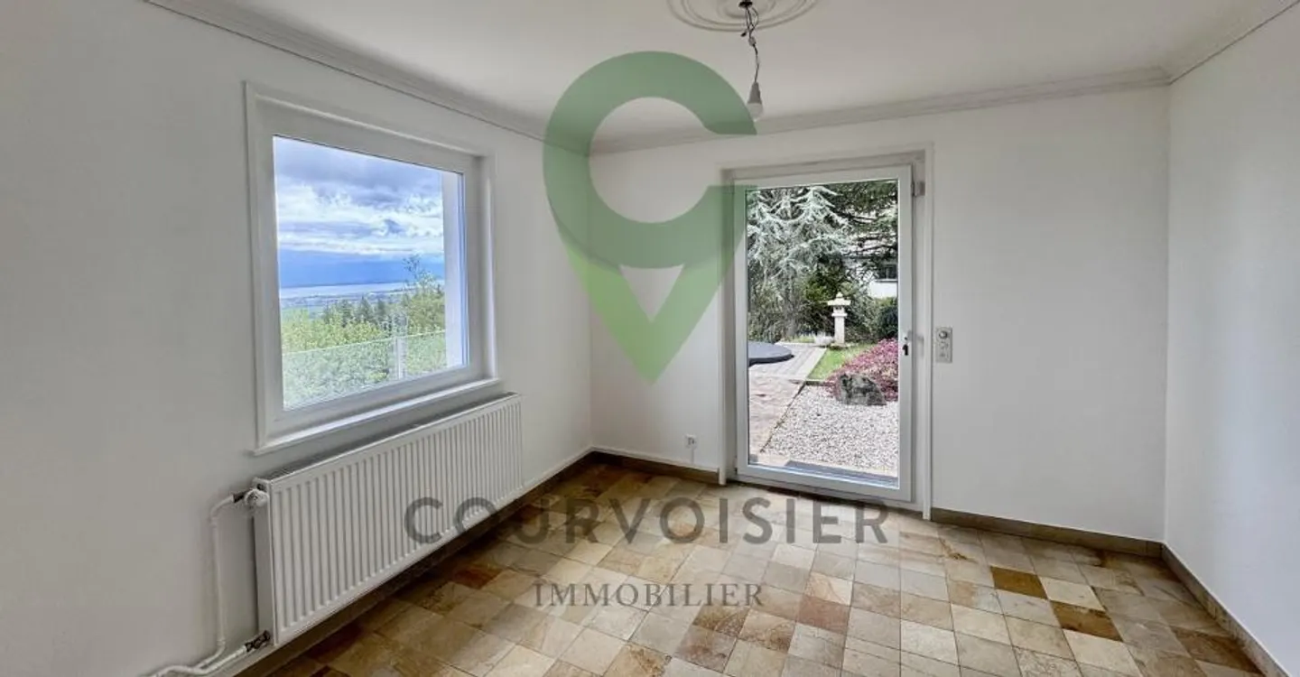 Villa contemporaine avec vue sur le lac - Photo 3 sur 13