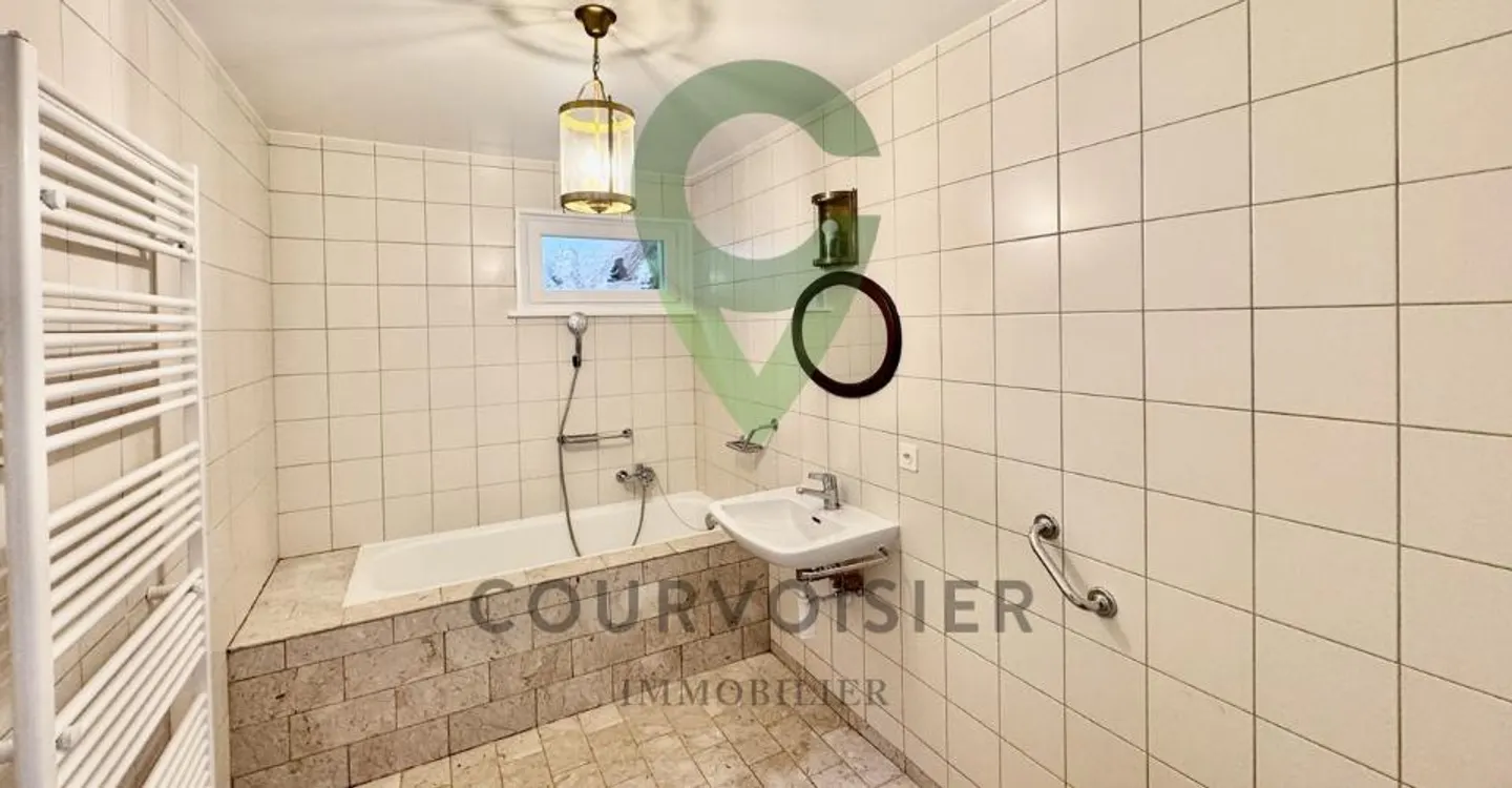 Villa contemporaine avec vue sur le lac - Photo 4 sur 13