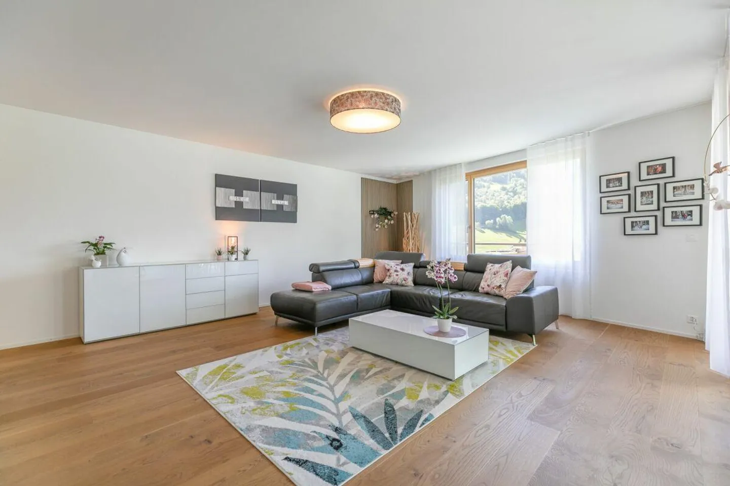 Stilvolle Wohnung mit Weitsicht - Foto 4 von 13