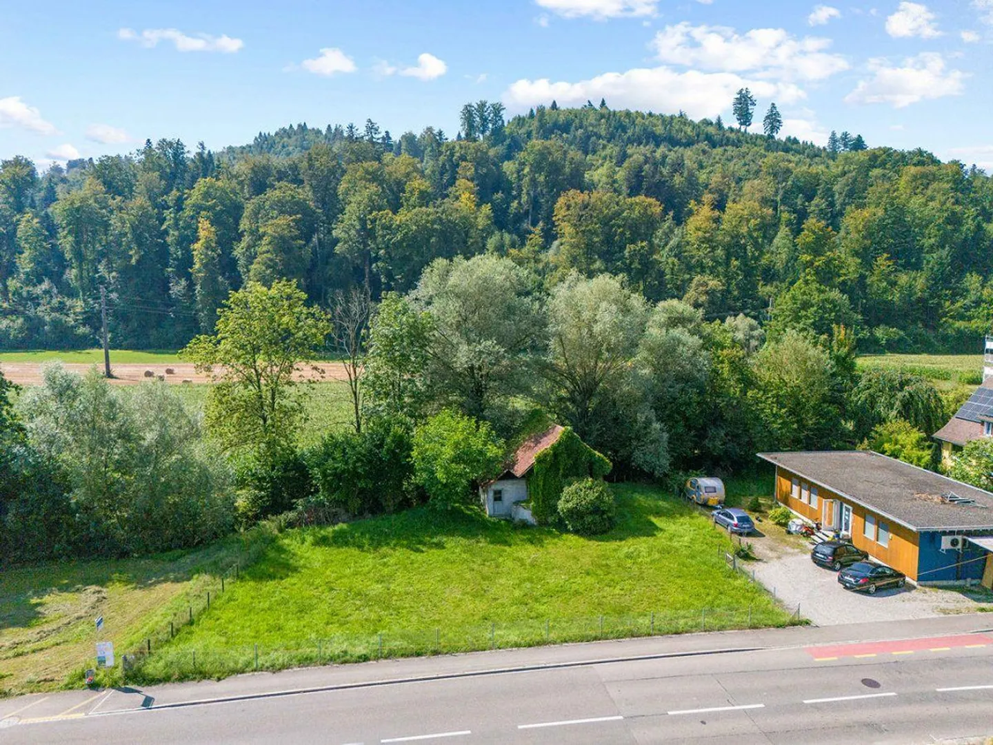 Building land in Schöftland: close to nature and central - Photo 2 of 3