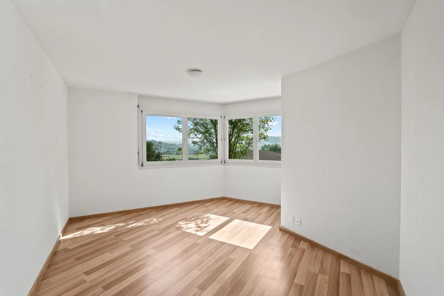 Bonheur Familial : Maison Individuelle Spacieuse avec Appartement - Photo 6 sur 13