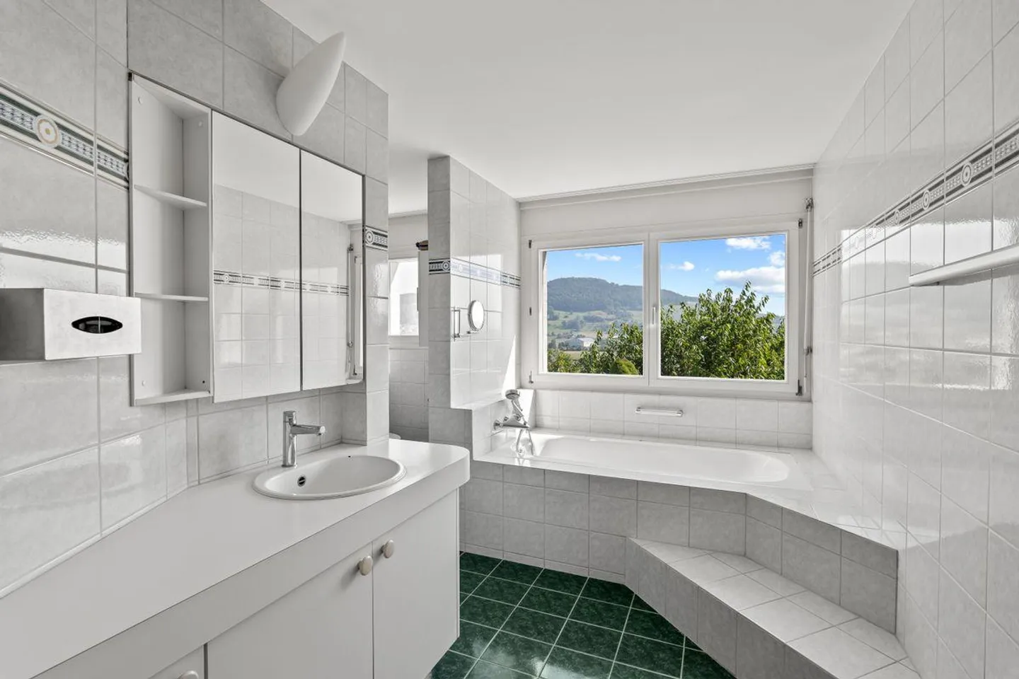 Bonheur Familial : Maison Individuelle Spacieuse avec Appartement - Photo 8 sur 13