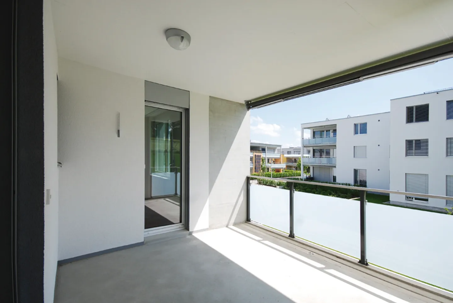 Familienwohnung mit Balkon - Foto 8 von 9