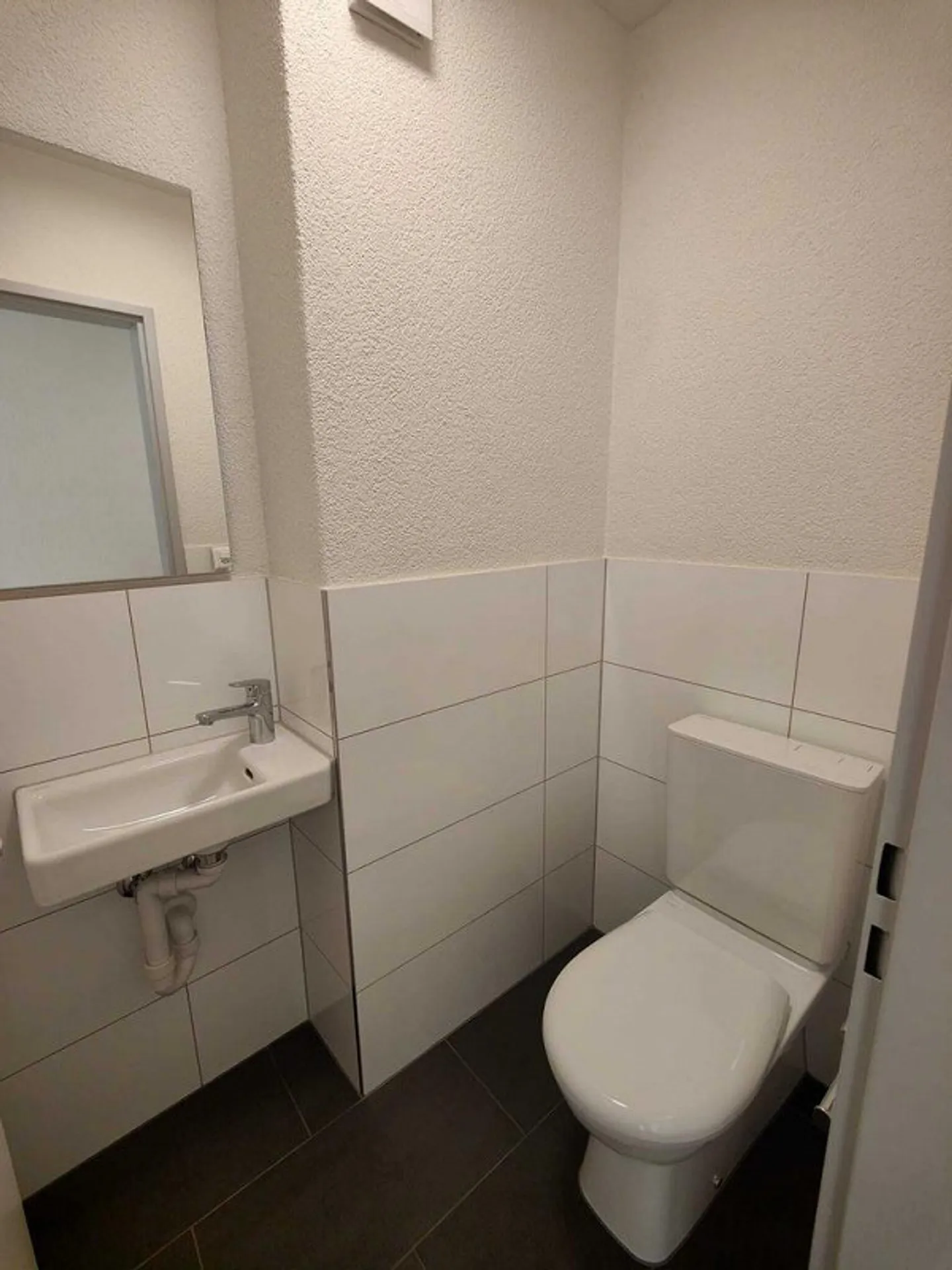 Gemütliche, komplett renovierte 4.5-Zimmerwohnung - Photo 8 of 12