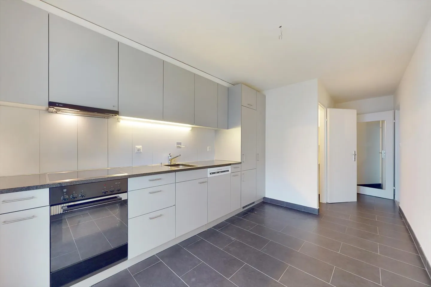 Appartamento in affitto - Foto 6 di 11