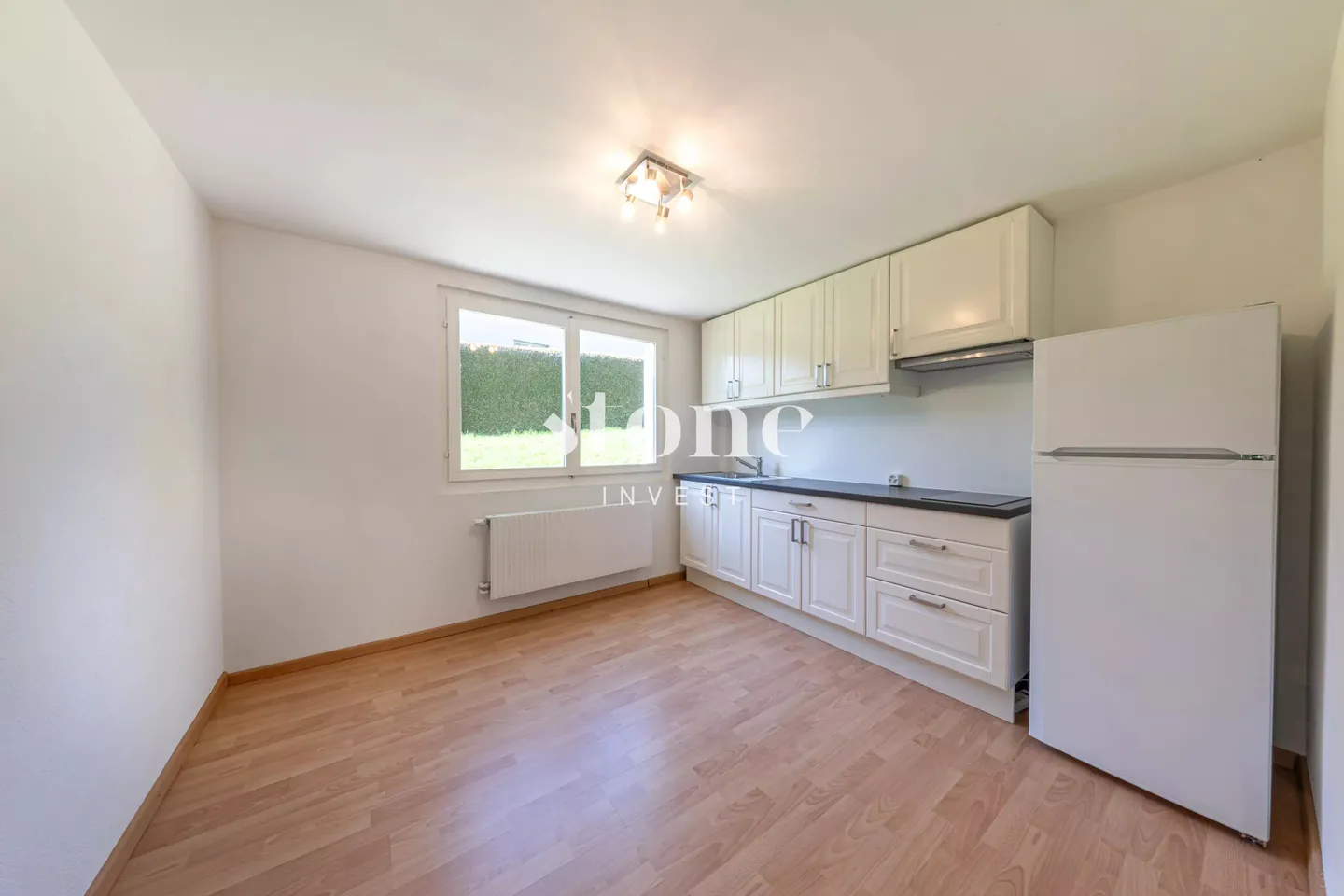 RARE: Magnificent renovated individual villa in Commugny with exceptional garden - Photo 8 of 11