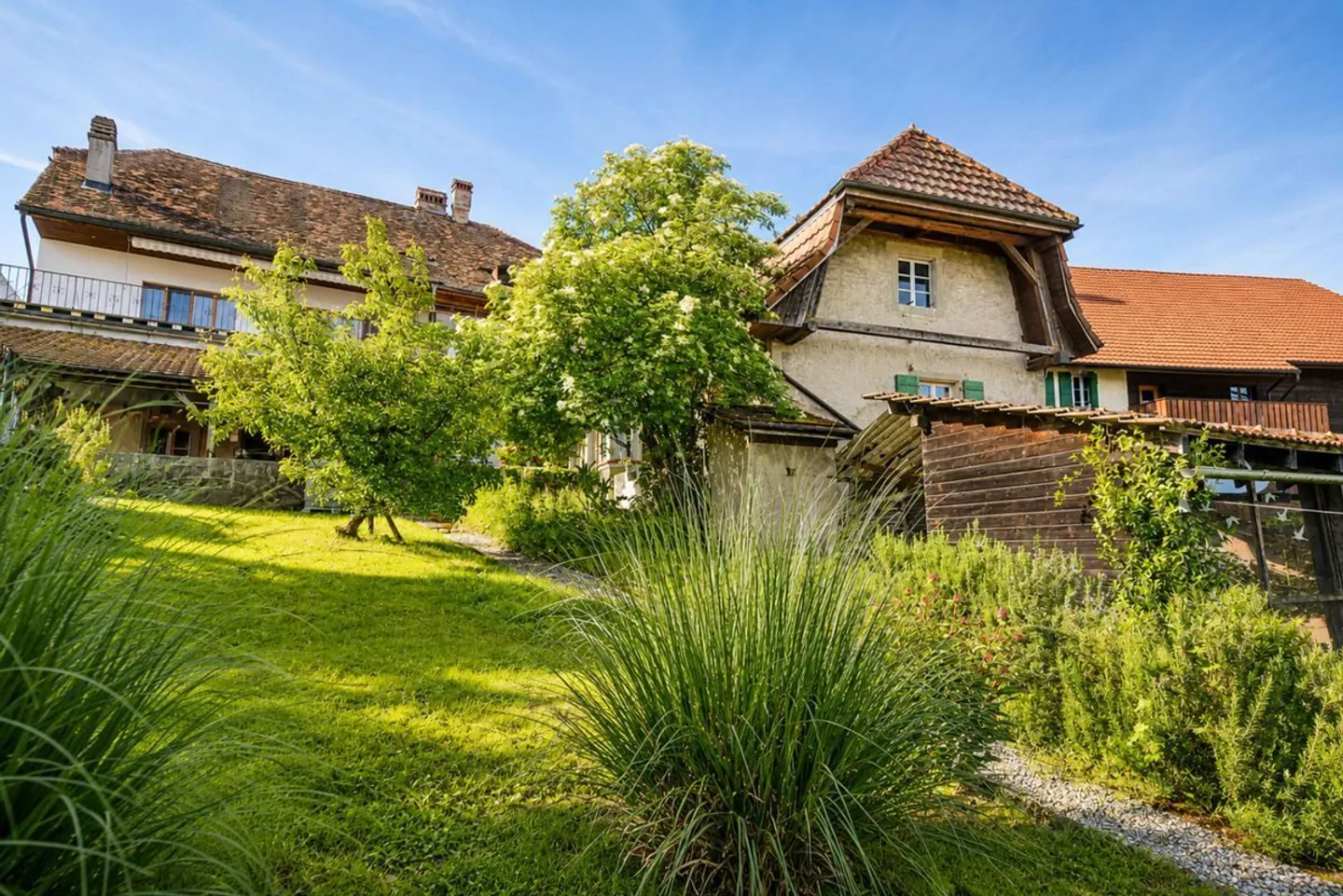 Appartement Charmant avec Vue sur le Lac - Photo 9 sur 10