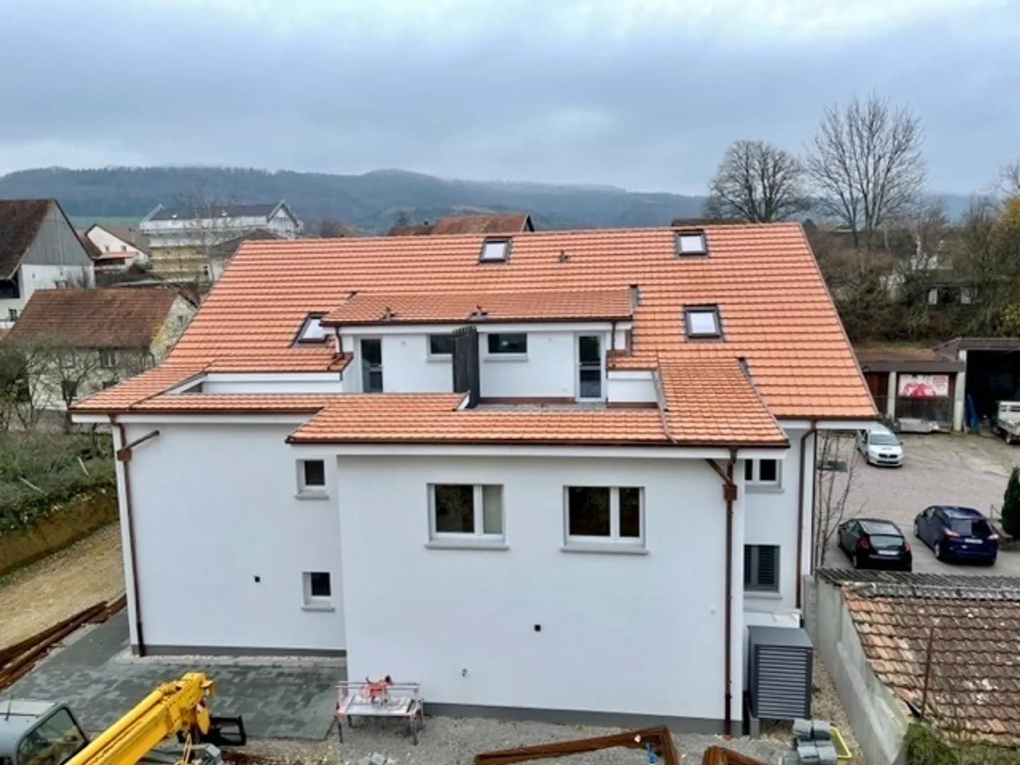 Au centre du village, grand appartement moderne de 137 m2 avec balcon. - Photo 9 sur 10