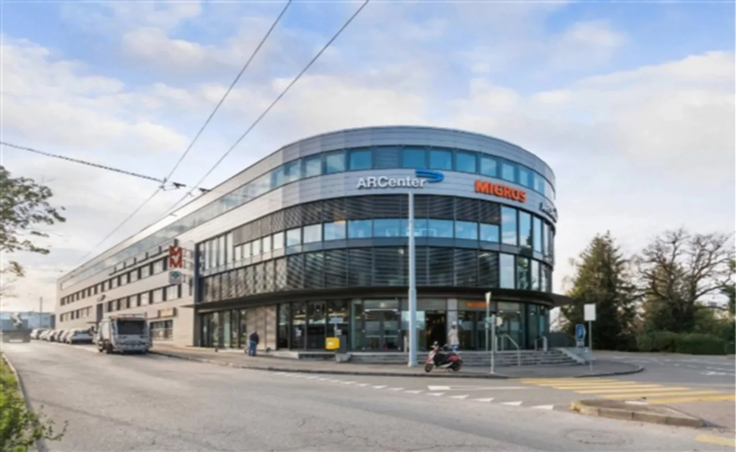 Area in un centro amministrativo e commerciale - Foto 1 di 4