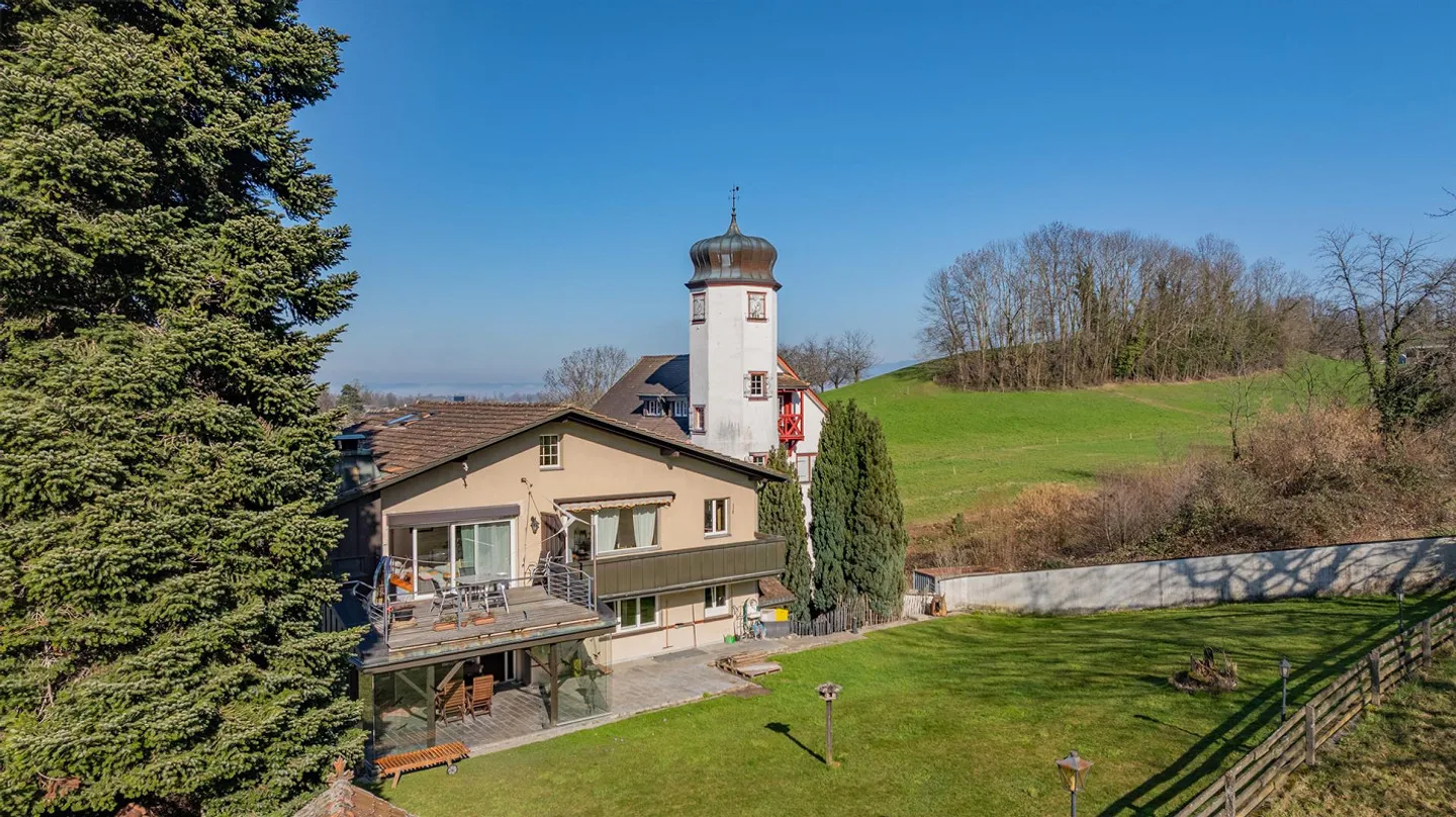 Charmante Gartenwohnung im Schloss - Foto 16 von 17