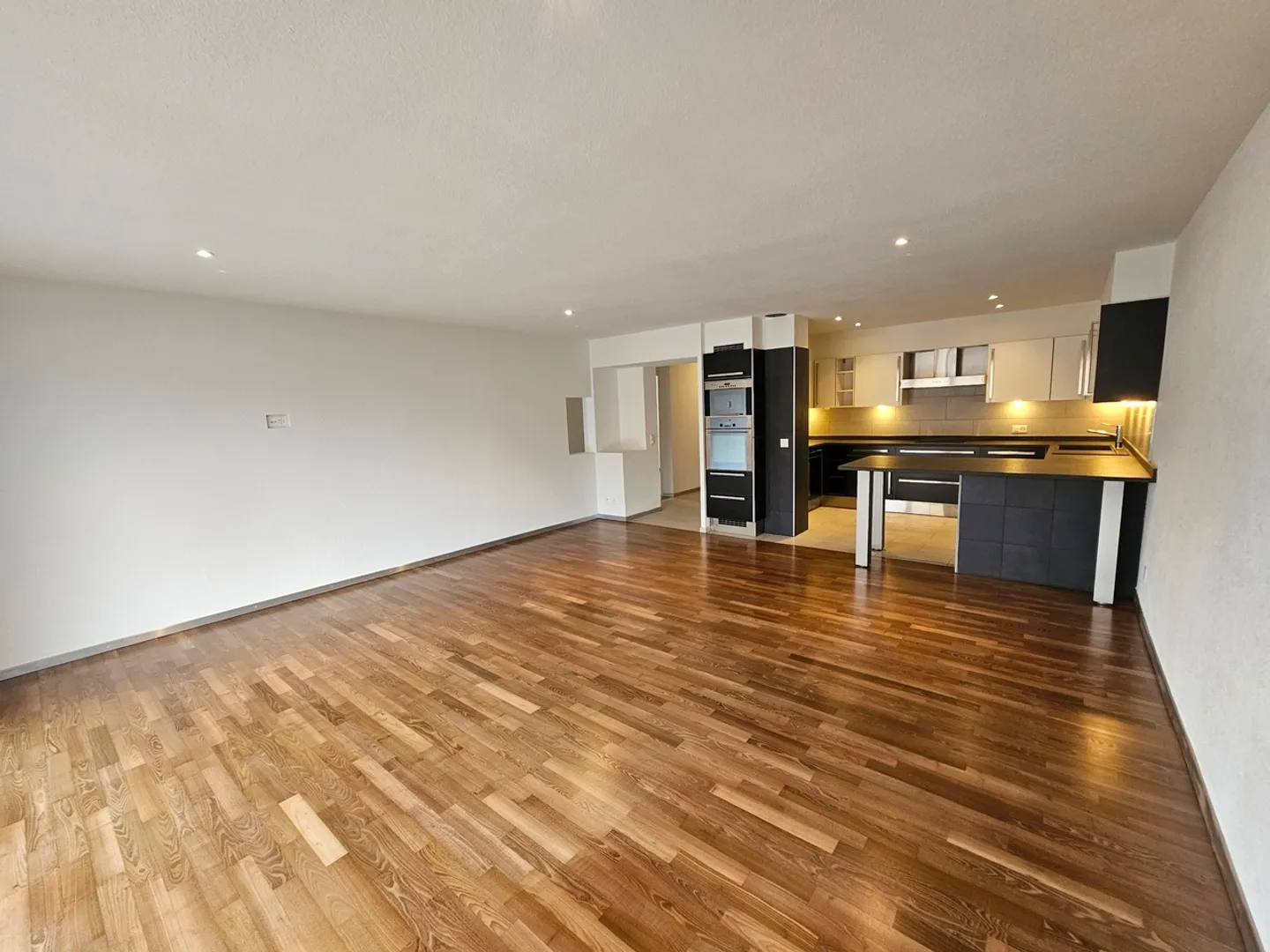 Appartamento 4.5 stanze - Foto 1 di 12