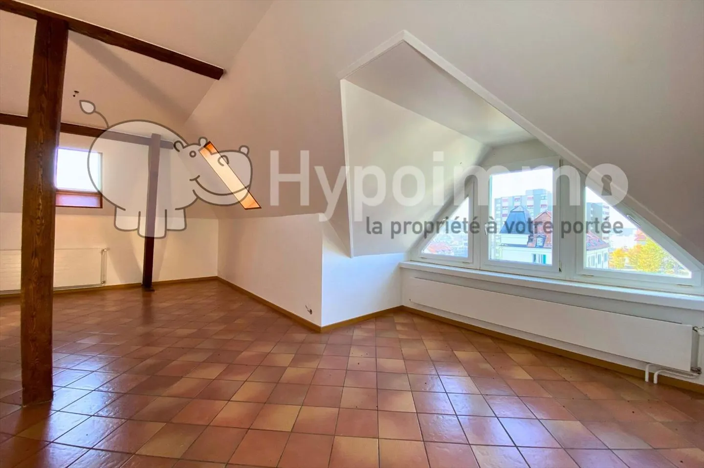 Bellissimo duplex mansardato di 3,5 stanze con 121 m² di superficie abitabile - Foto 1 di 13