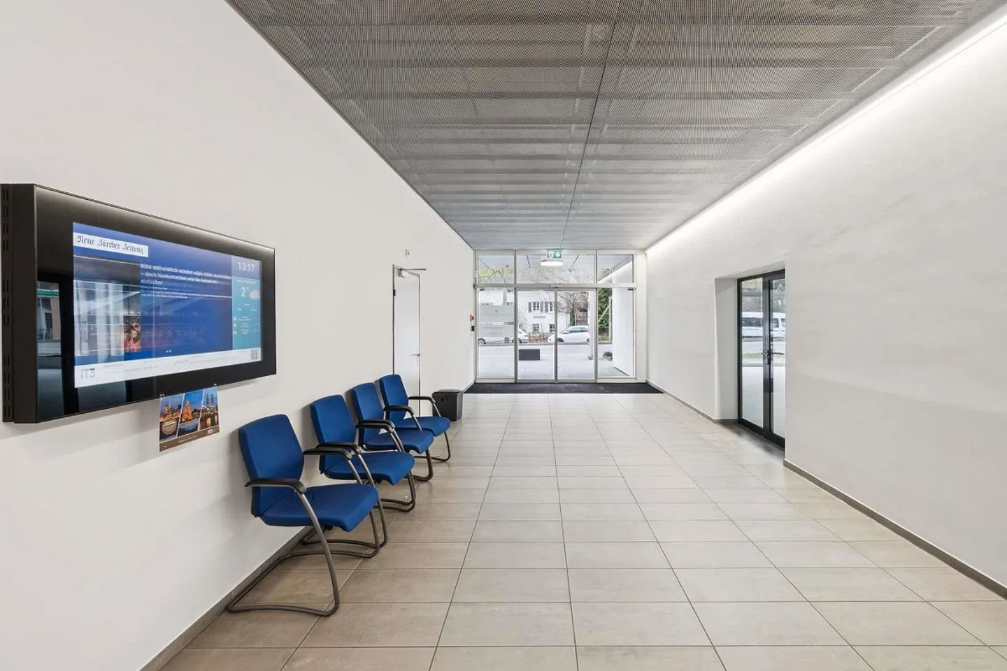 Spazio ufficio rappresentativo in una posizione frequentata - Foto 11 di 17