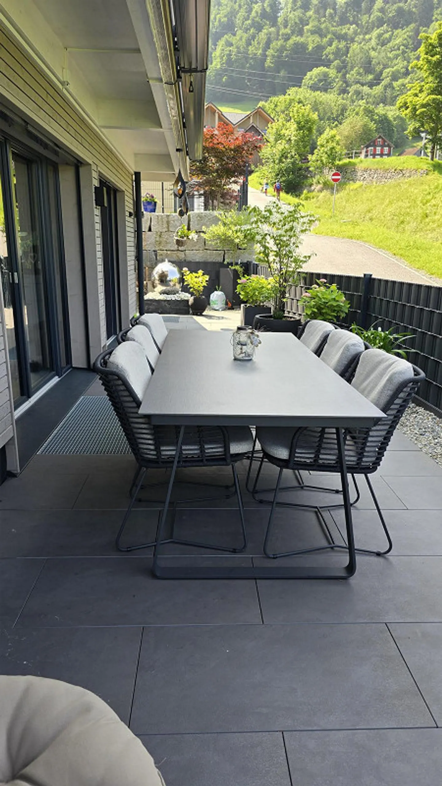 Geräumiges Einfamilienhaus - Foto 3 von 16