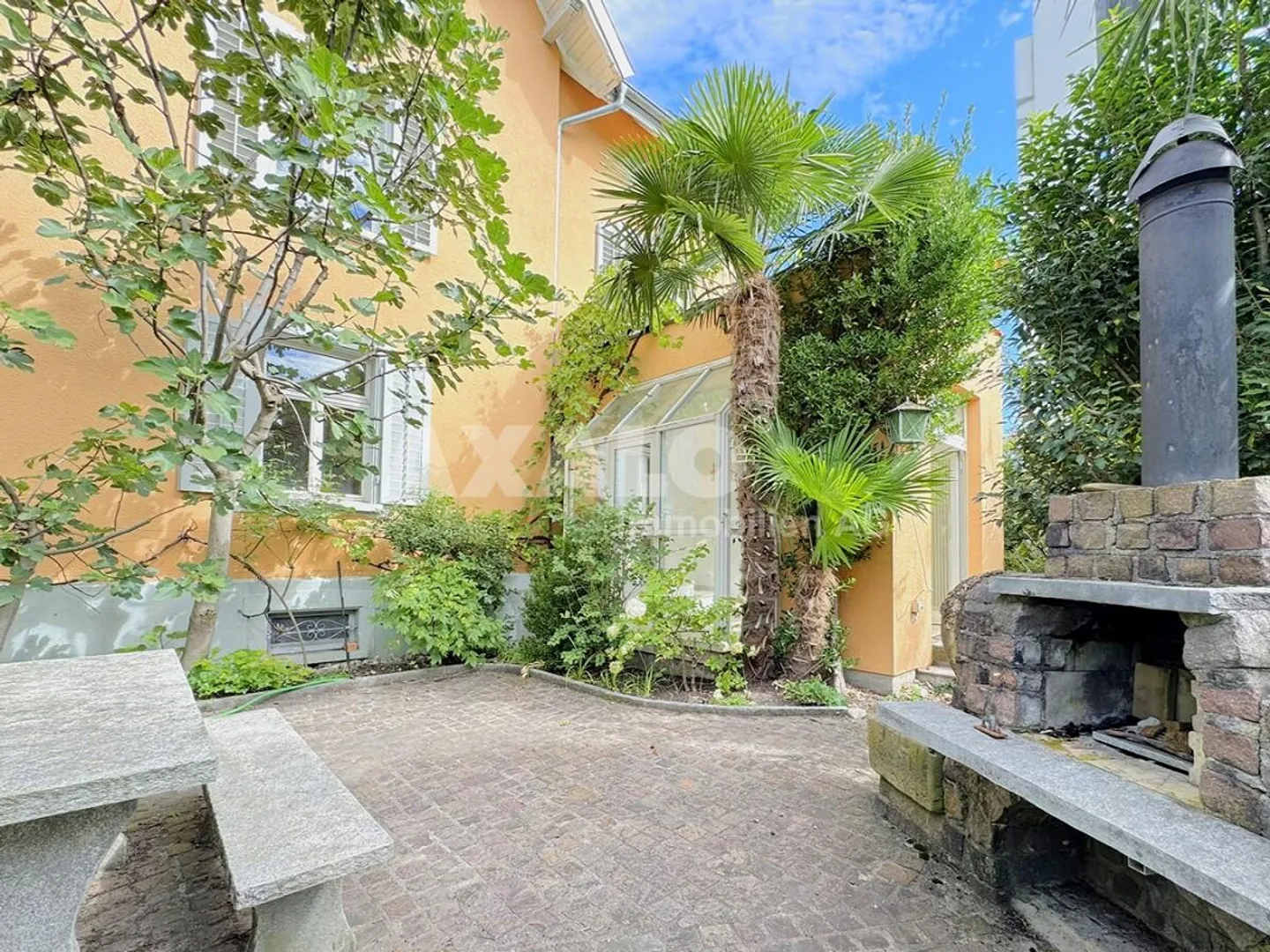 Villa Historique de Ville avec Magnifique Oasis de Jardin au Cœur de Buchs - Photo 25 sur 34