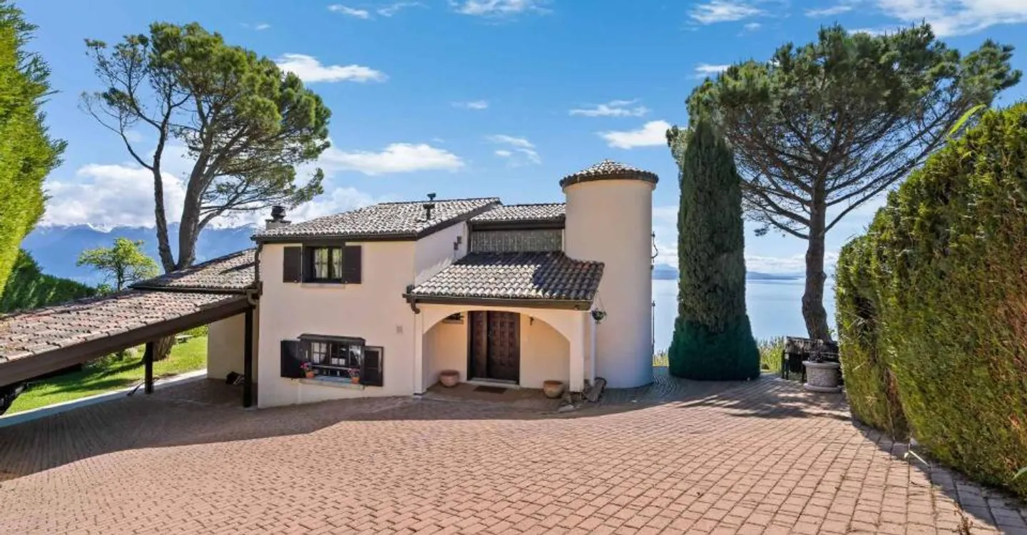 Villa indipendente con piscina e vista panoramica sul lago - Foto 12 di 12