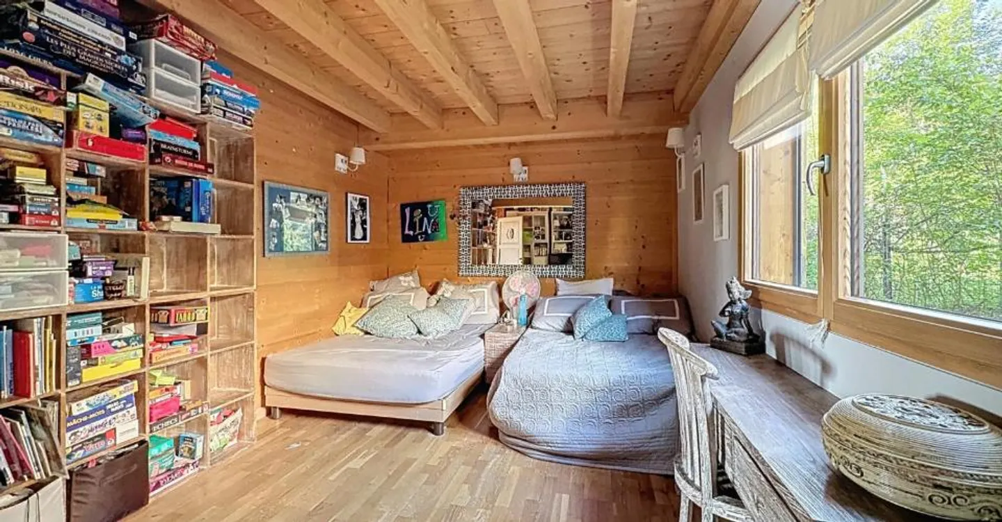 7-room house - Photo 9 of 12