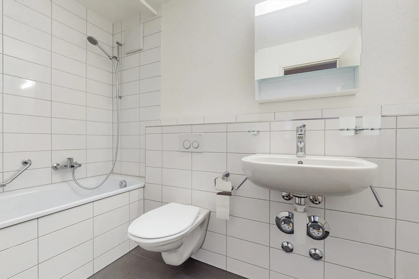 Apartment for rent - Photo 10 of 11