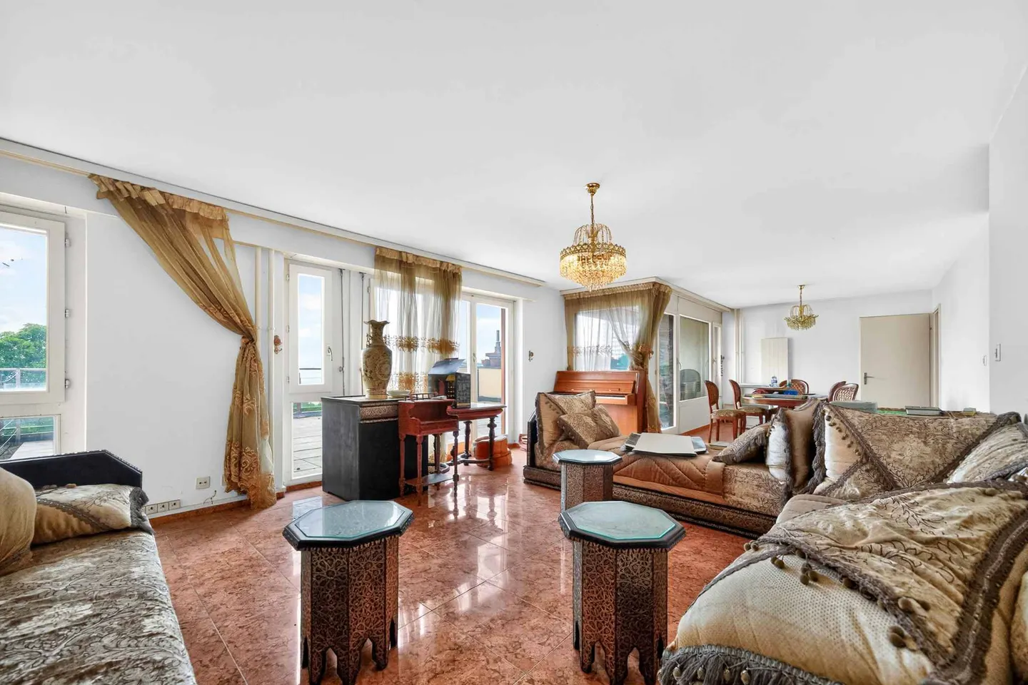 Montreux: appartamento di 4,5 locali con vista mozzafiato sul lago - Foto 3 di 12