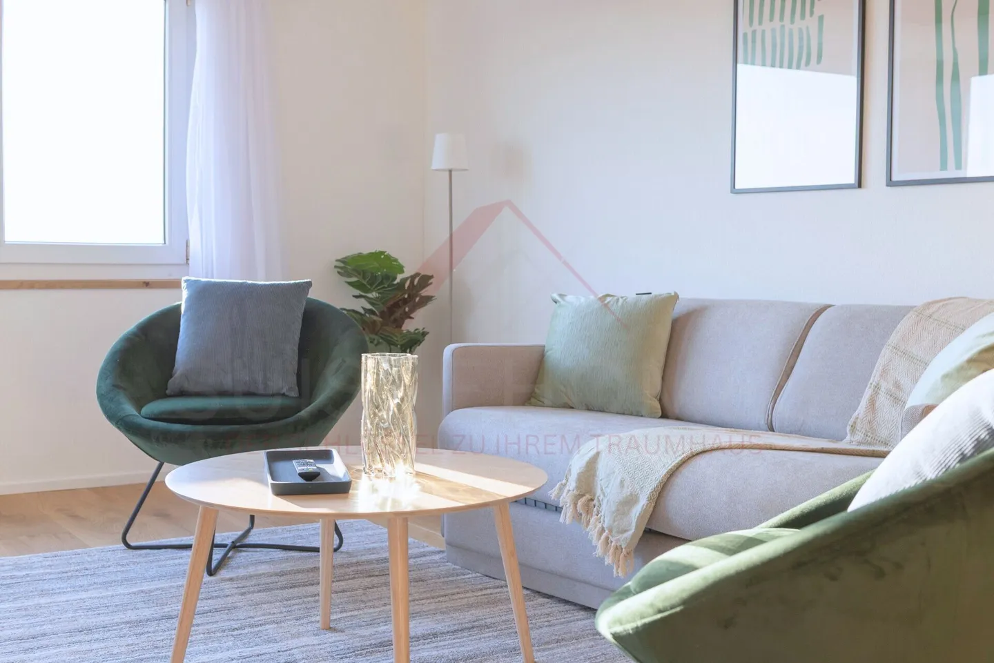 Appartement exclusif de 3,5 pièces au 15ème étage avec vue spectaculaire - Photo 1 sur 18