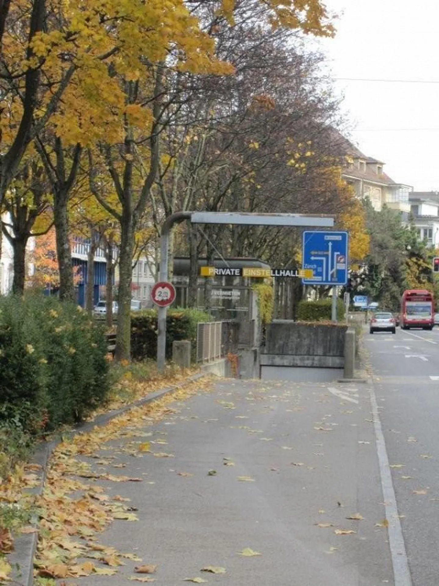 PARKING SPACE 5 MINUTES WALK FROM BERN STATION - Photo 2 of 5