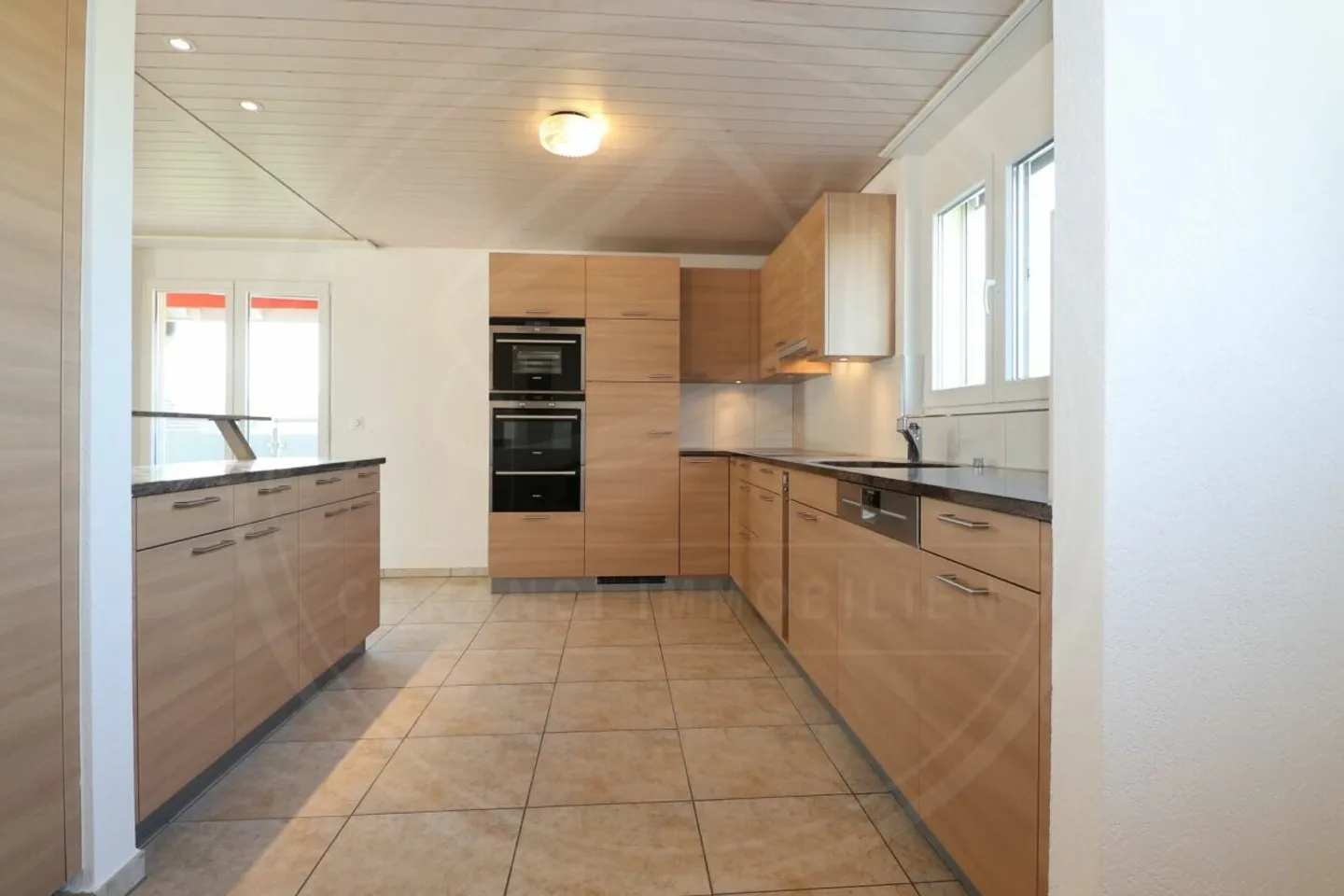 Appartement spacieux de 3½ pièces au 1er étage à Birrhard à louer - Photo 3 sur 19