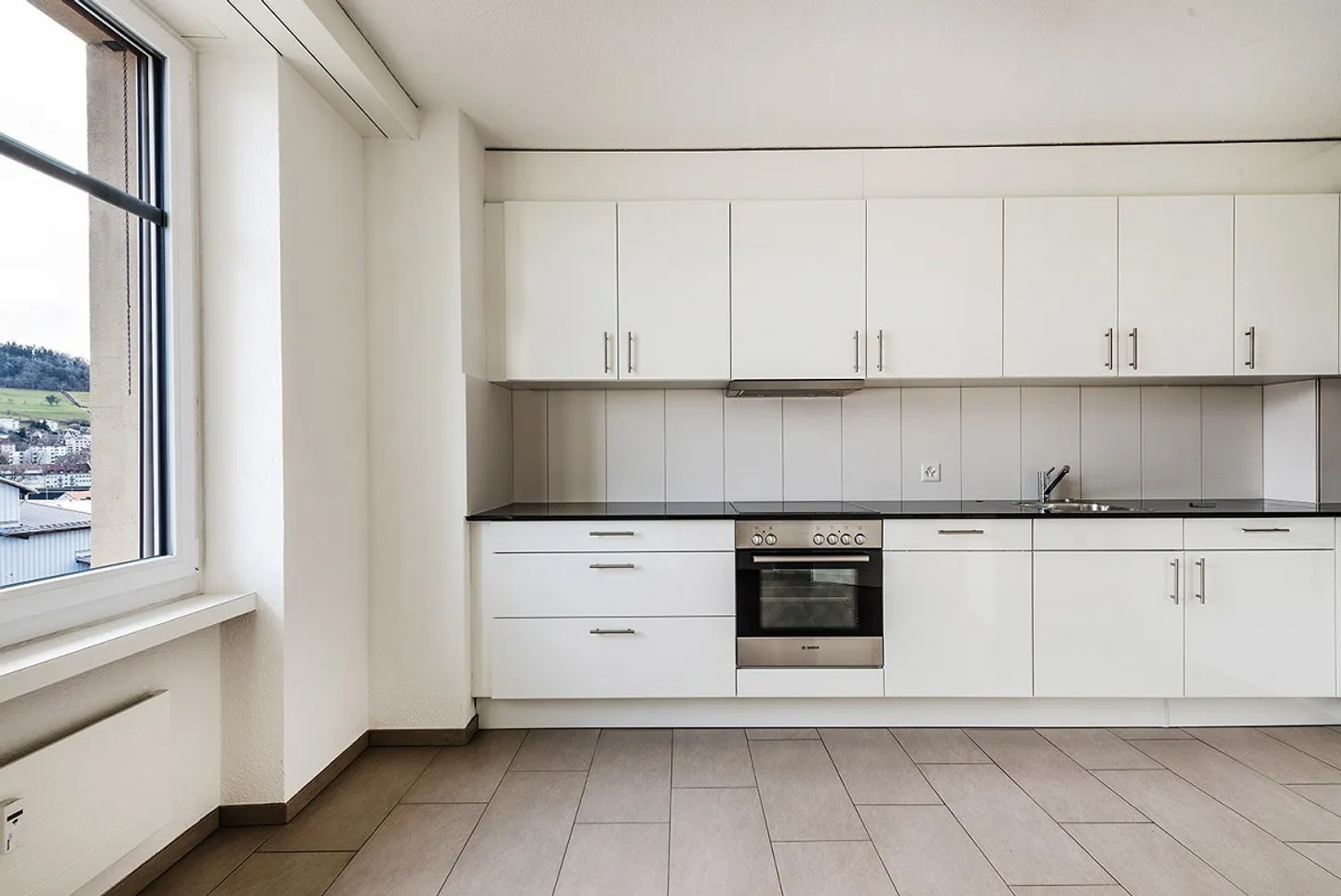 For true OLMA fans - central 3.5 room apartment in the city of St. Gallen - Photo 2 of 10