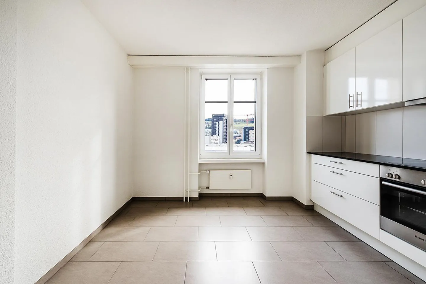 For true OLMA fans - central 3.5 room apartment in the city of St. Gallen - Photo 3 of 10