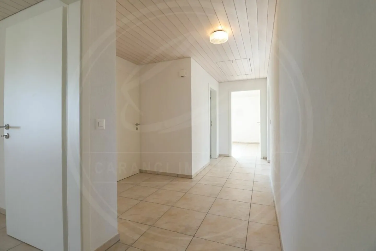 Appartement spacieux de 3½ pièces au 1er étage à Birrhard à louer - Photo 18 sur 19