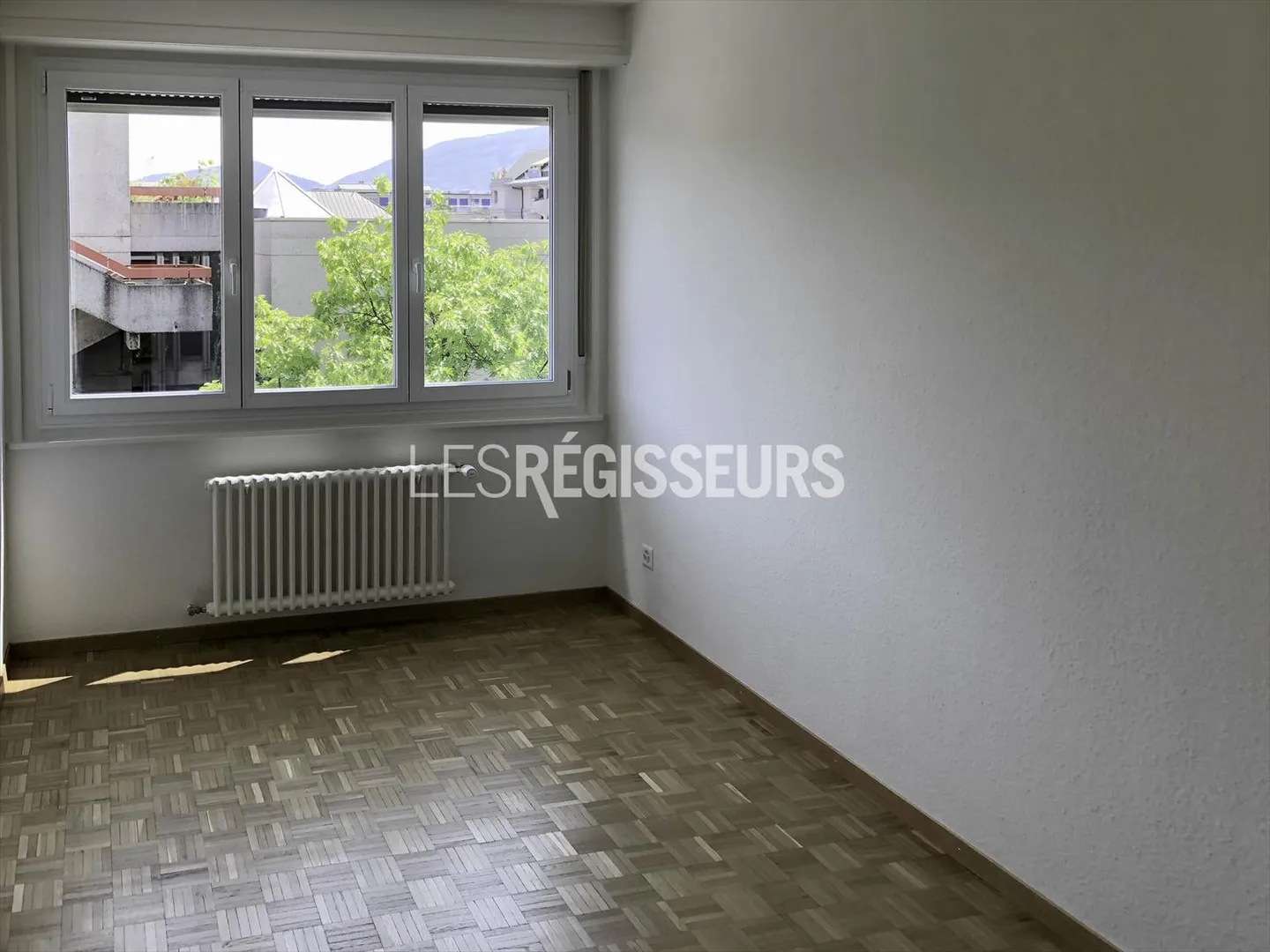 Appartamento 4 locali - Foto 2 di 5