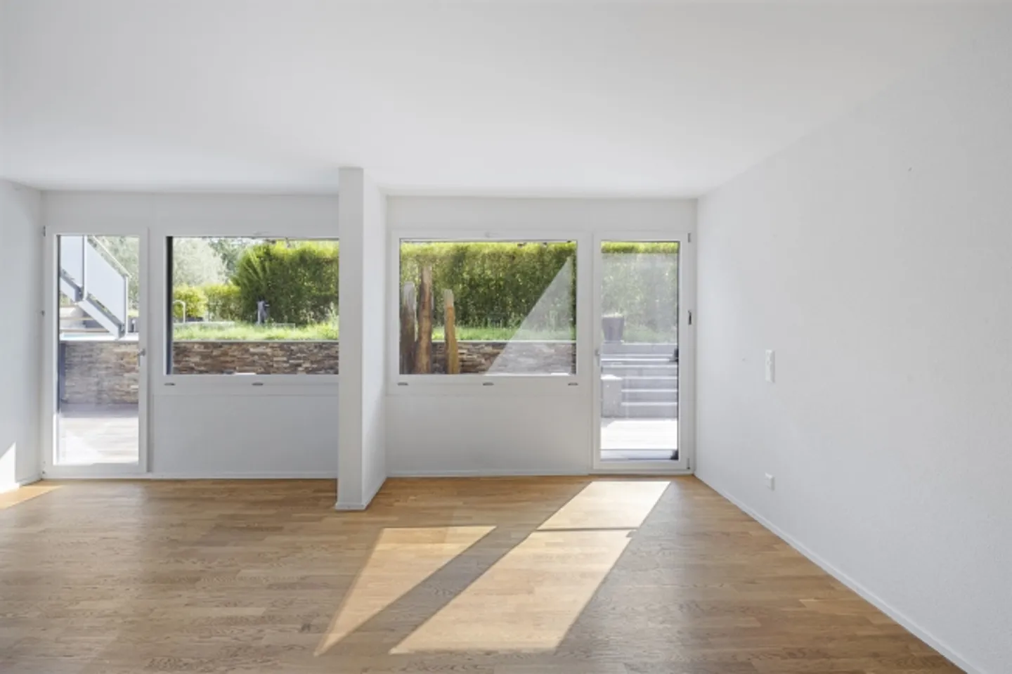 Vivere con piscina, grande terrazza e vista sulla Limmat - Foto 10 di 15