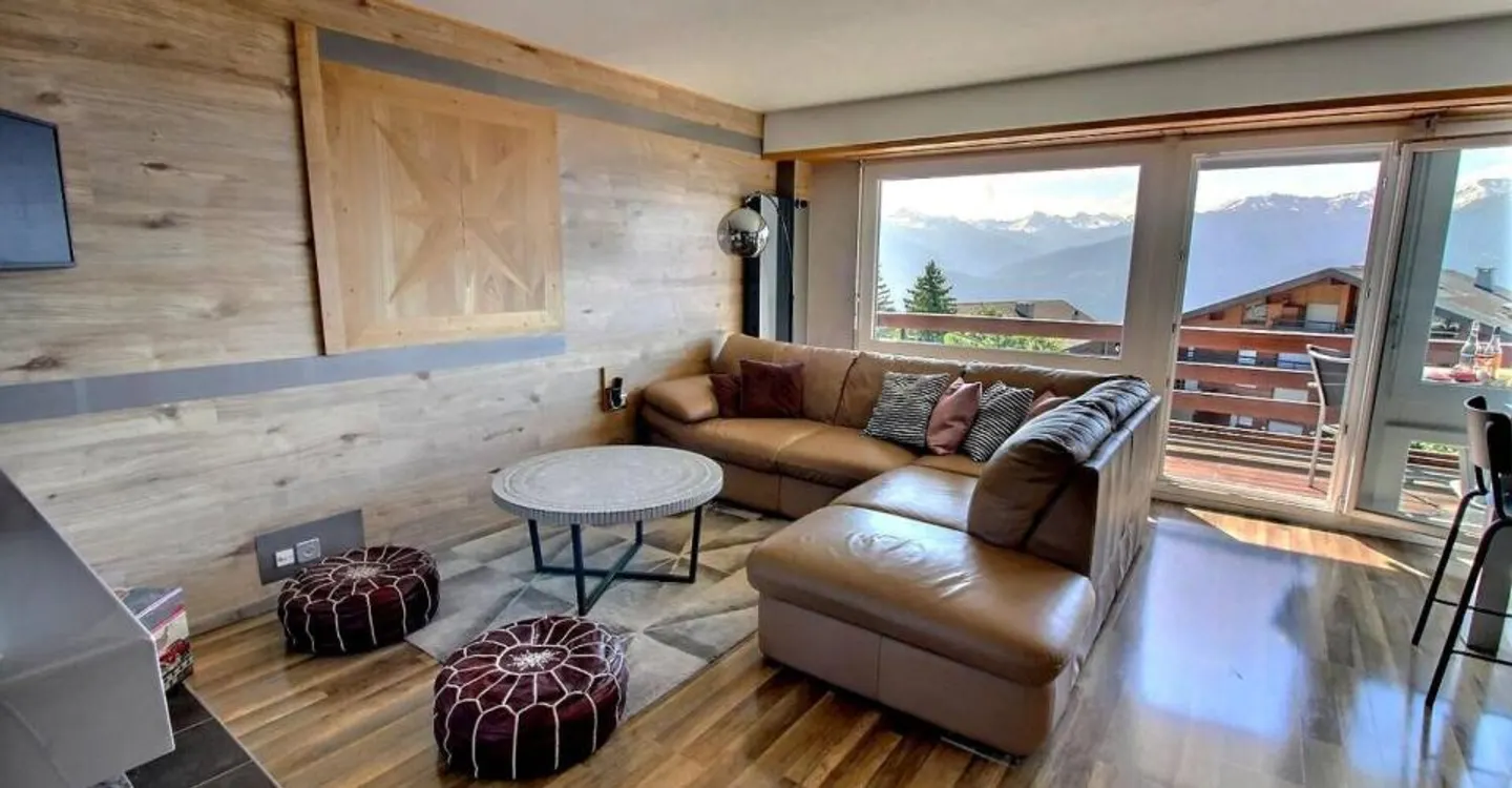 AV 9-Saturne - 306 Weekly Rental - Photo 3 of 8
