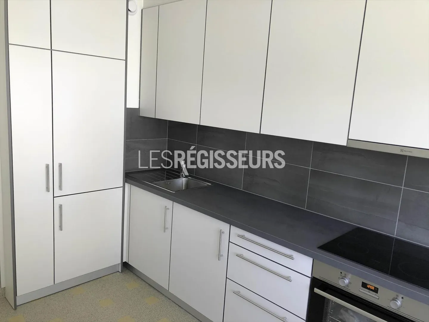 Appartamento 4 locali - Foto 4 di 5