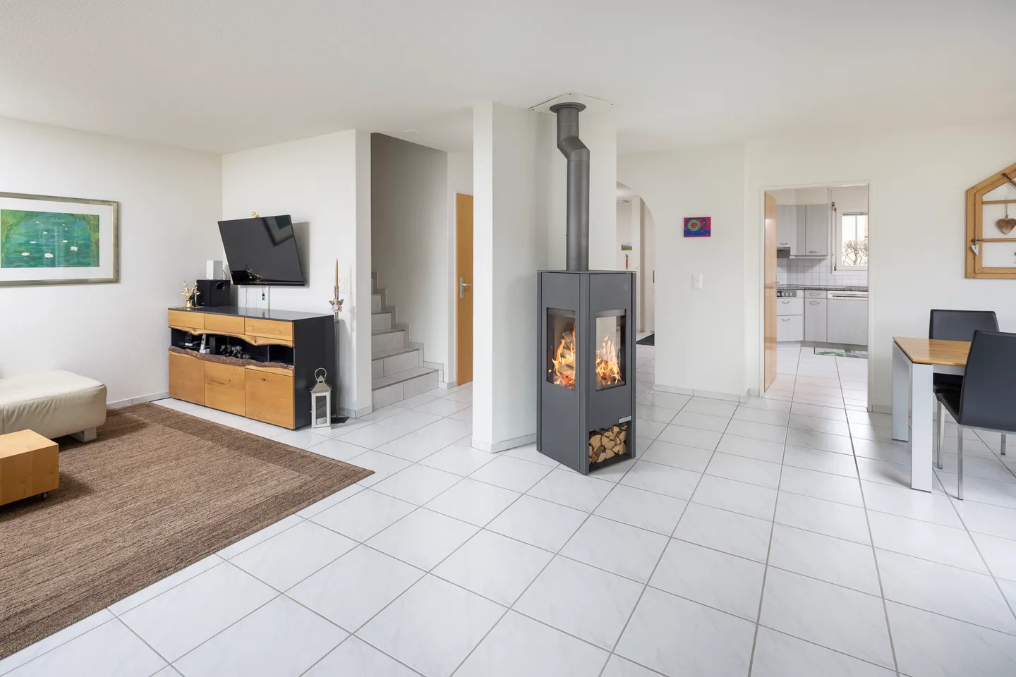 Stepped house for sale - Photo 2 of 10