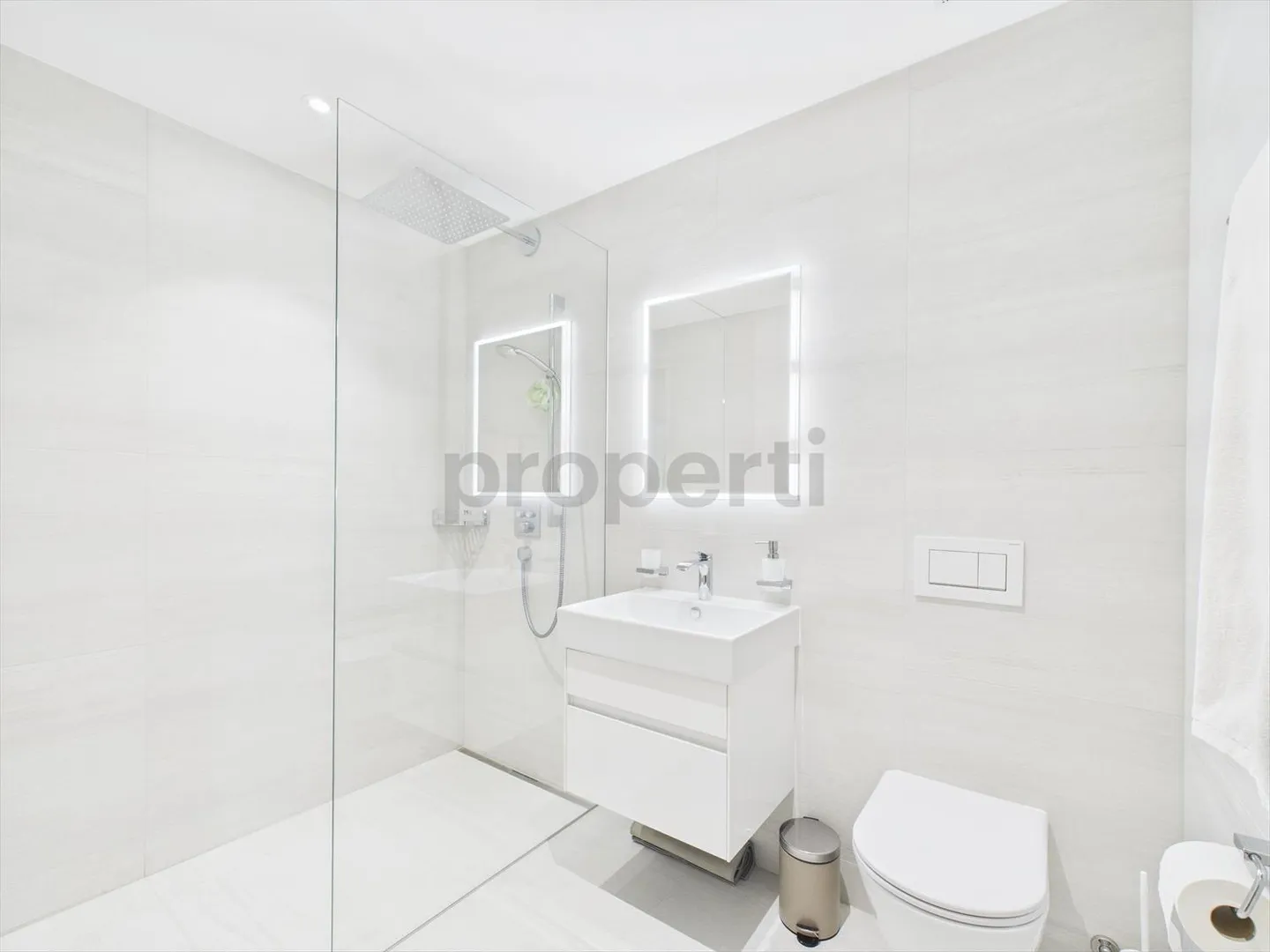 Apartment for rent - Photo 8 of 13