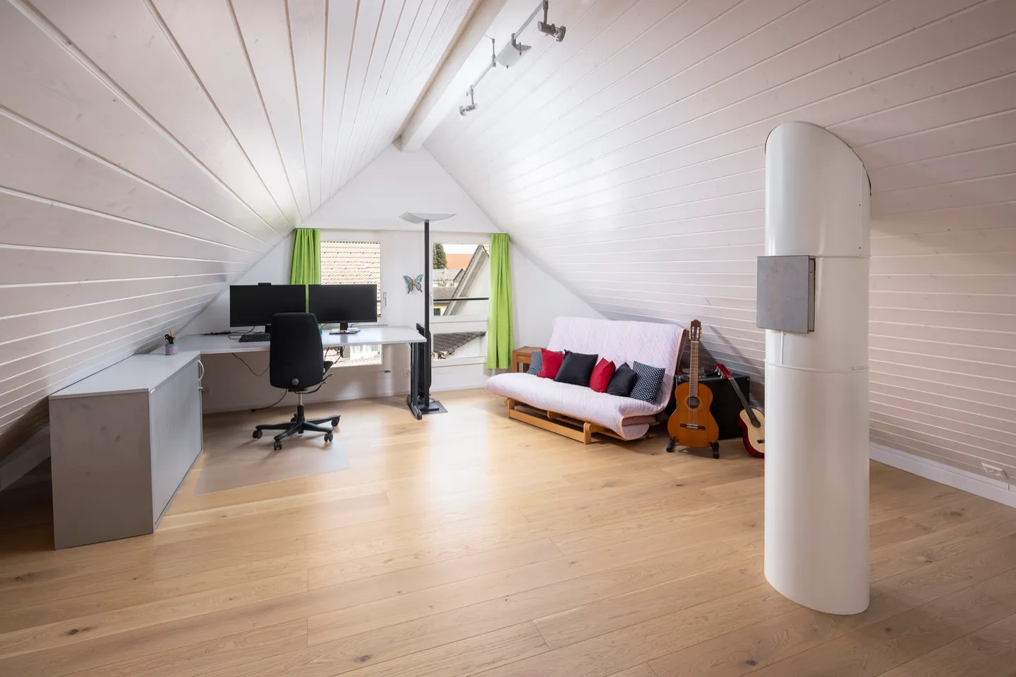 Stepped house for sale - Photo 5 of 10