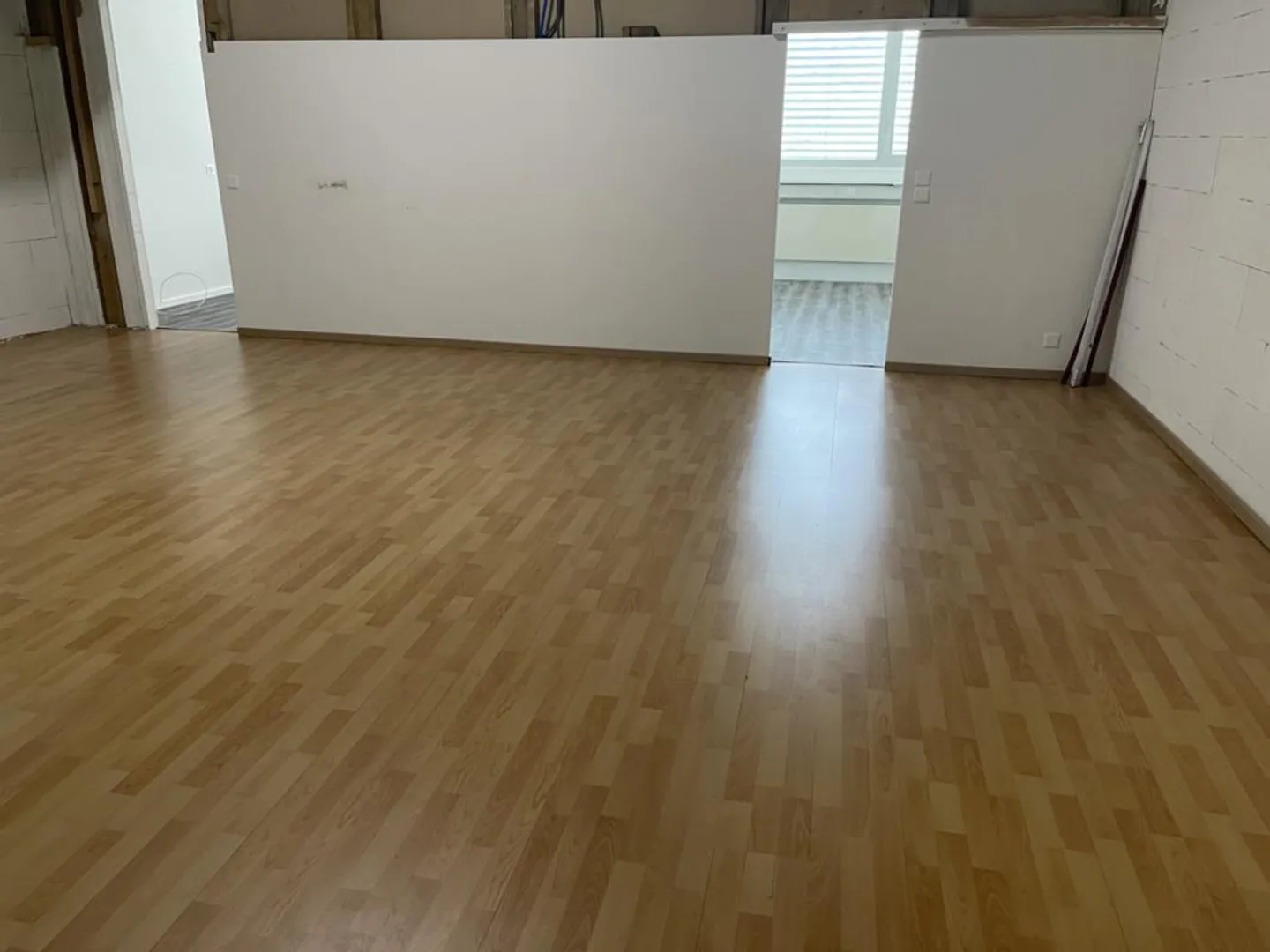 Espace de bureau attrayant à louer à Malters ! - Photo 4 sur 4
