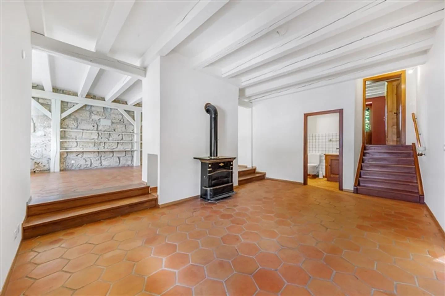 5 Min. from Yverdon - Village House with Great Potential - Photo 9 of 13