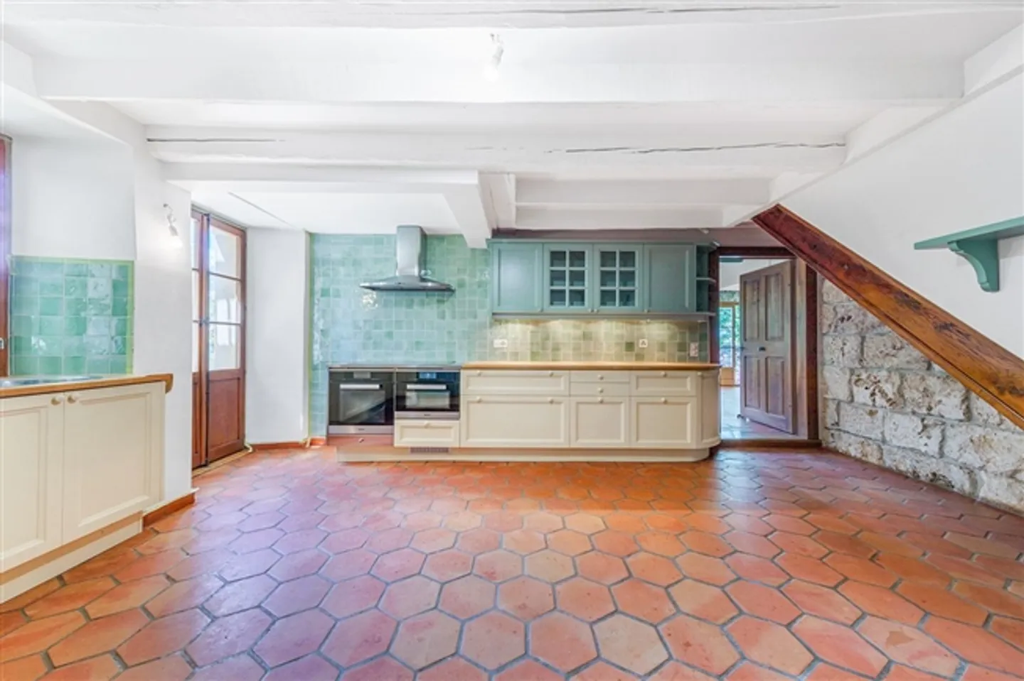 5 Min. from Yverdon - Village House with Great Potential - Photo 10 of 13